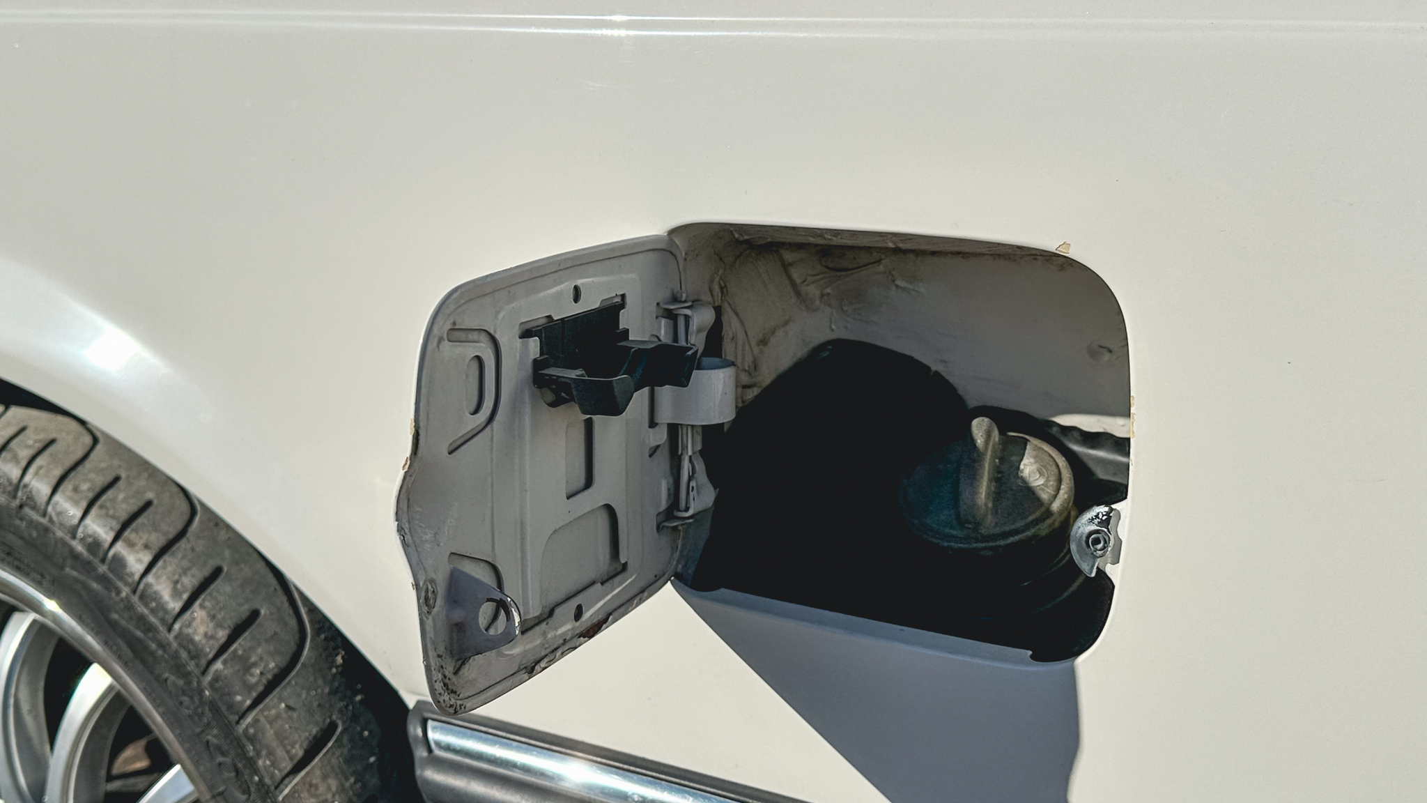 Exteriörbild på 1984 BMW 745i Executive Automat