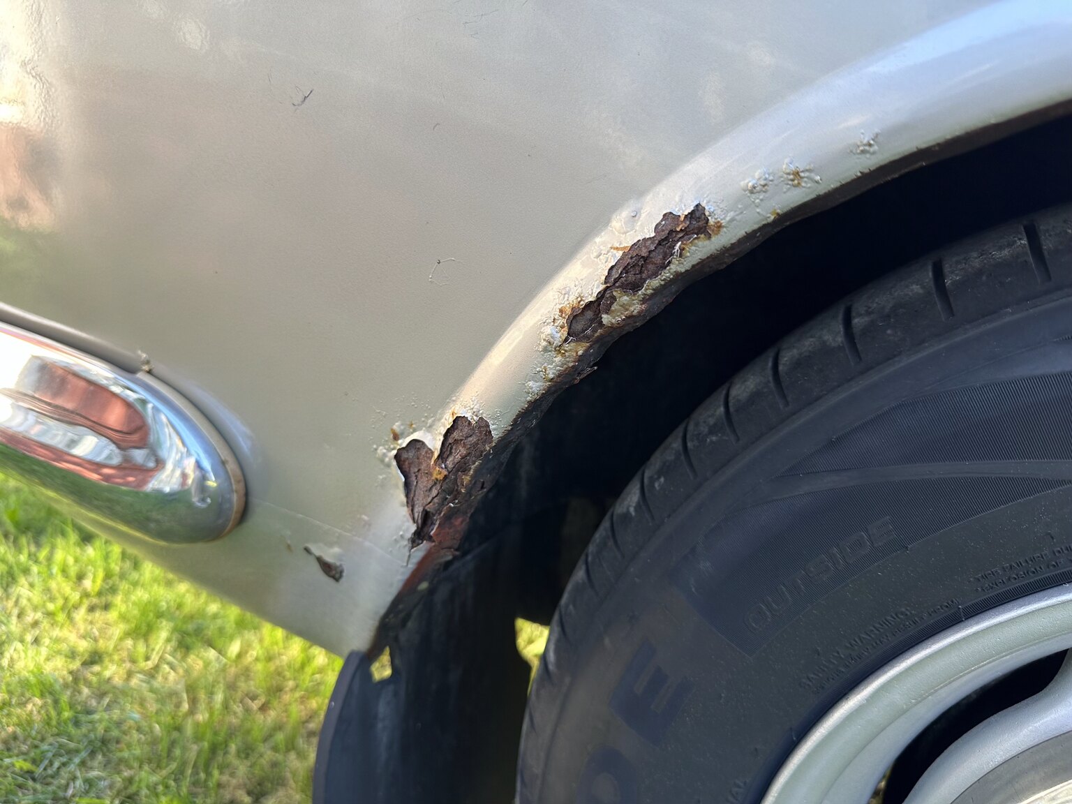 Exteriörbild på 1968 BMW 2000 CS