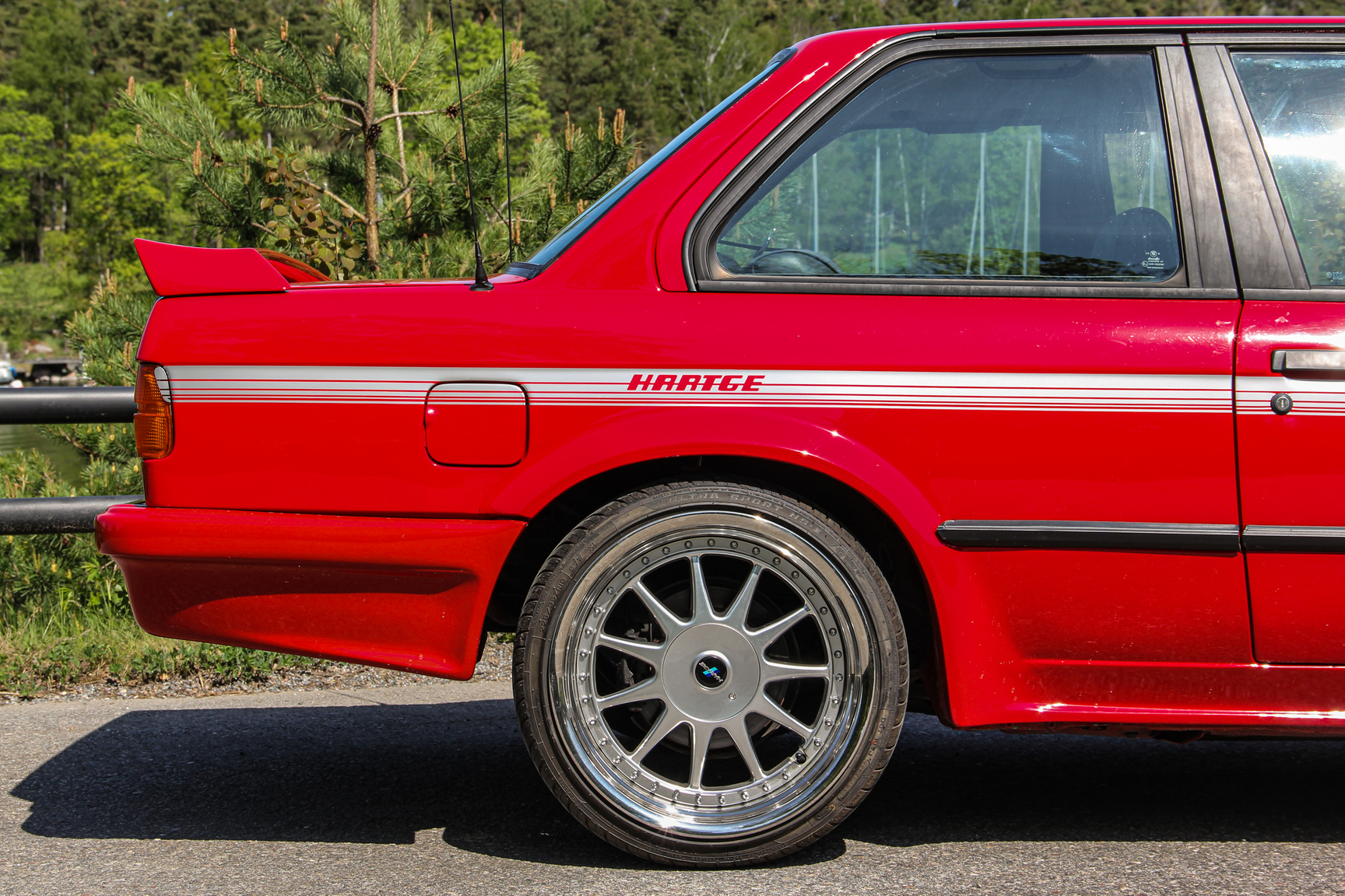 Exteriörbild på 1986 BMW E30 H35 Hartge