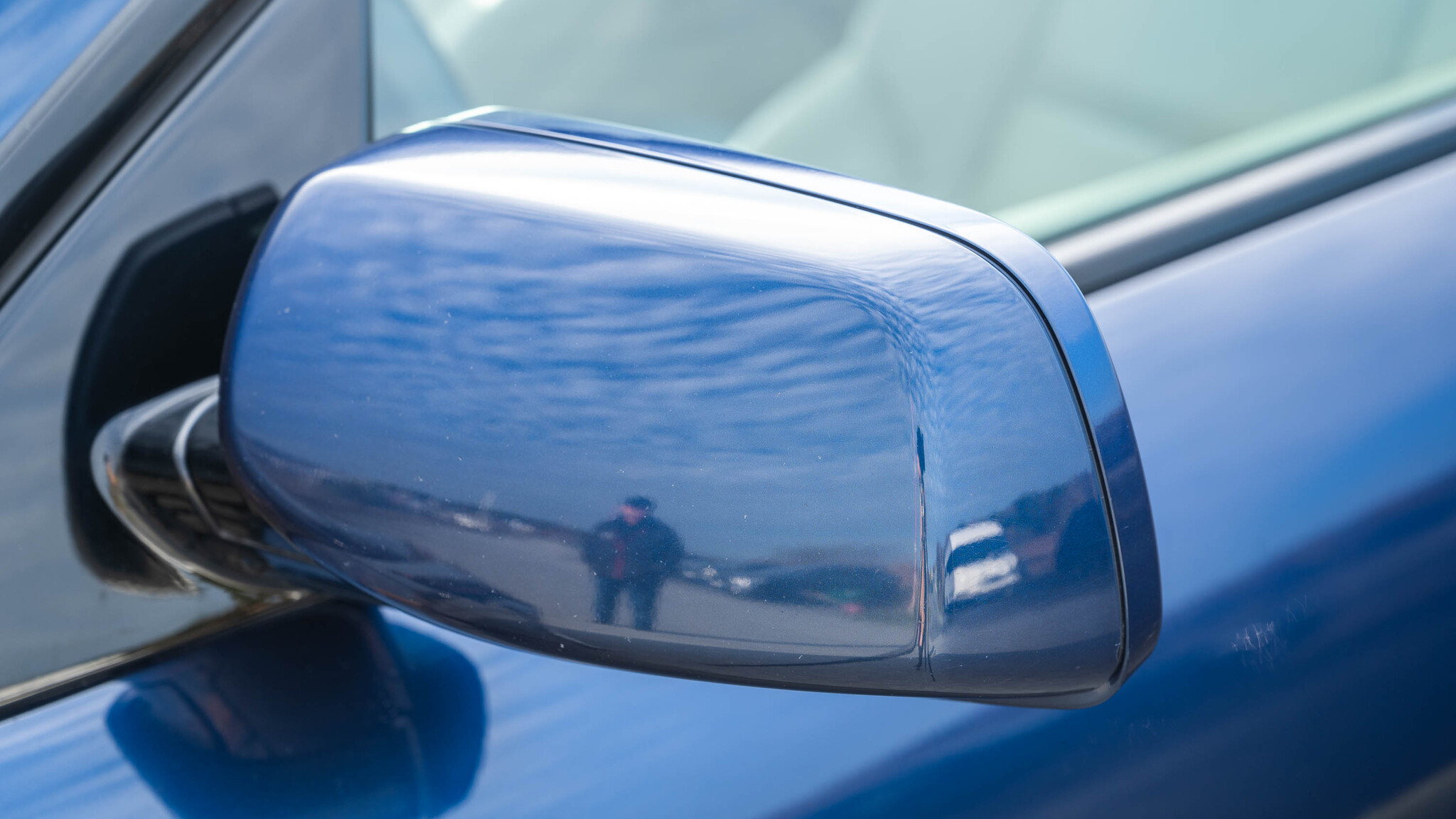 Exterior image of 2008 BMW 635d  (13)