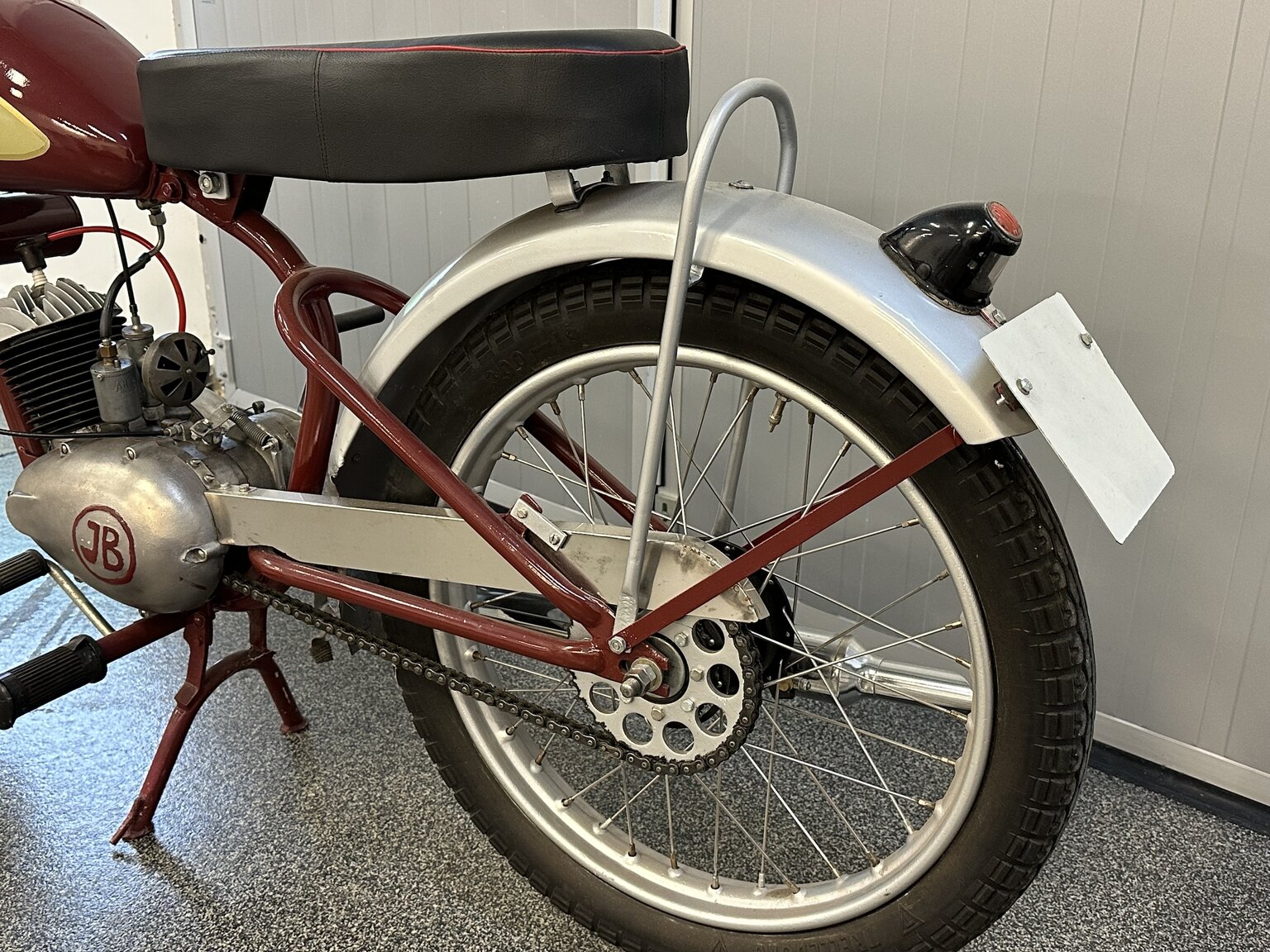 Exteriörbild på 1950 NV 125