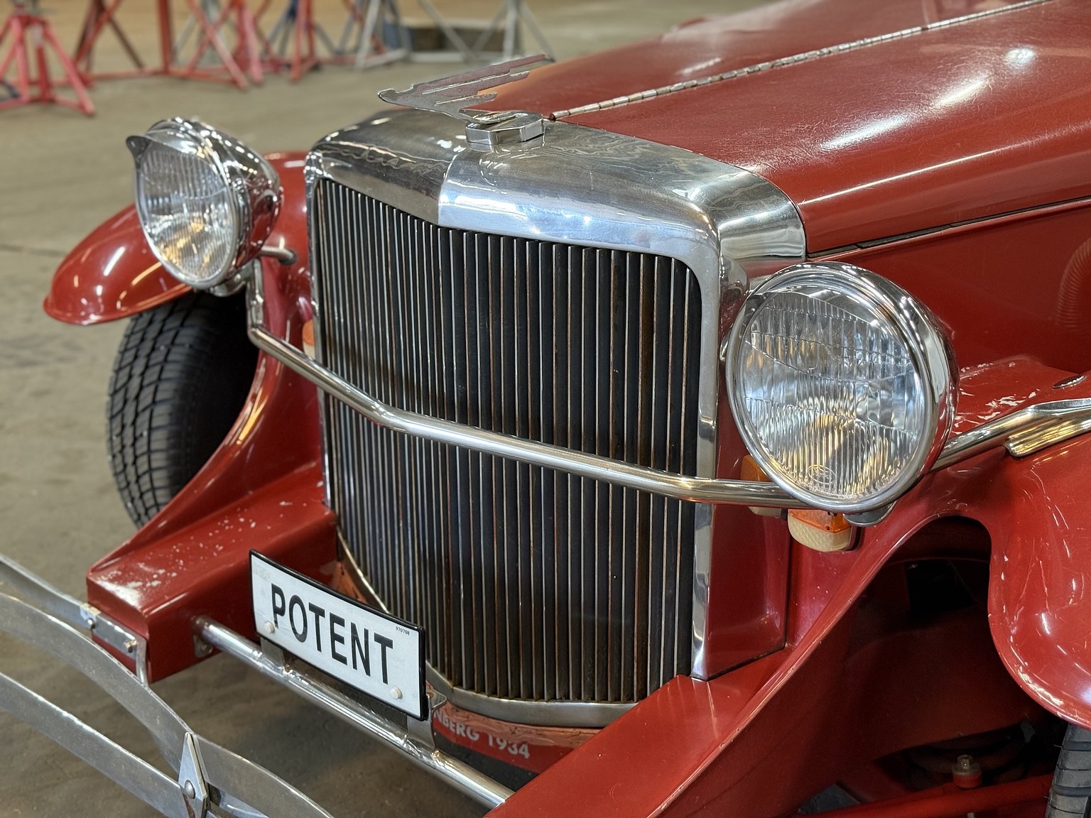 Exteriörbild på 1965 Duesenberg Roadster/StreetRod Replika 