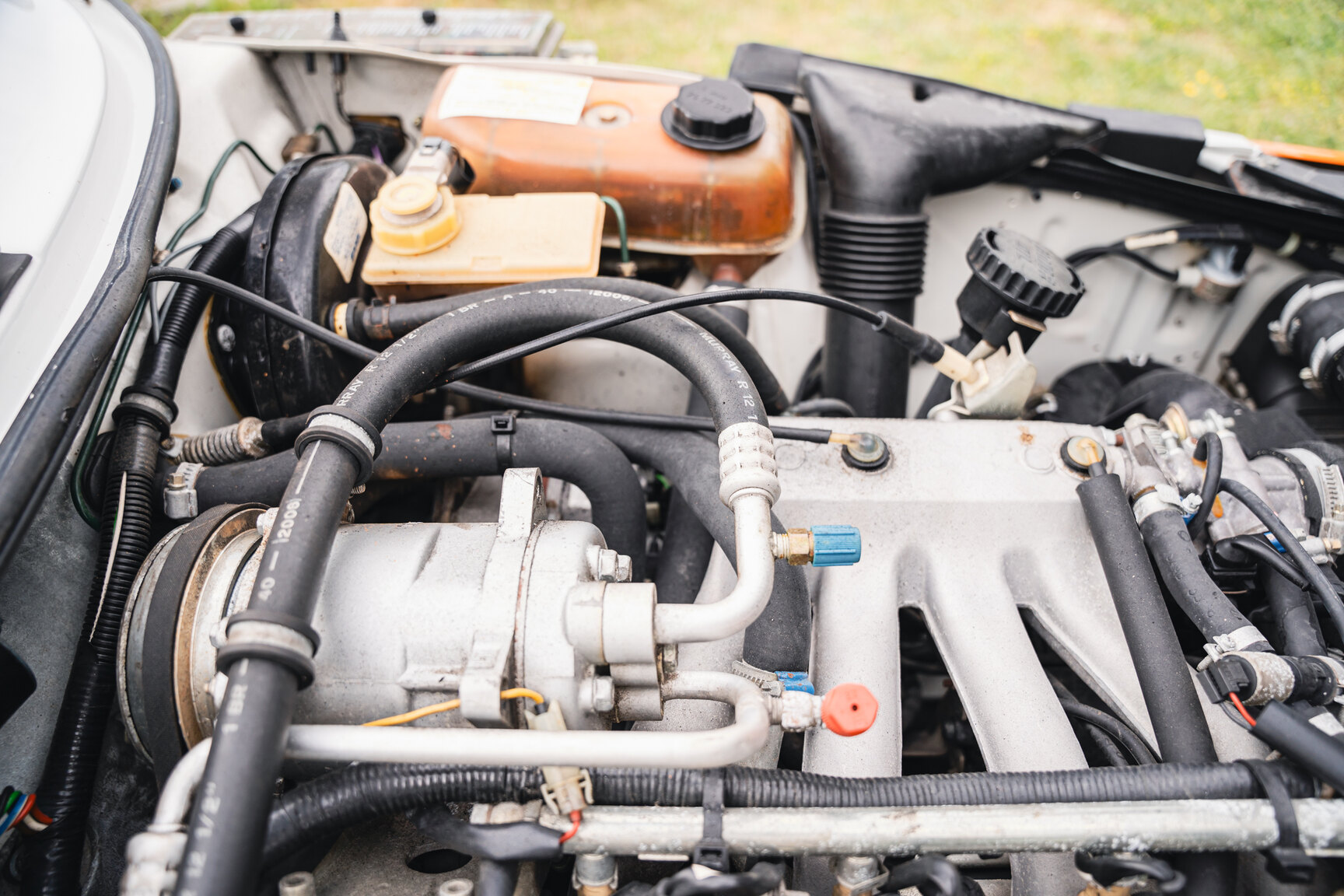 Image of 1987 Saab 900 Turbo Convertible mechanics
