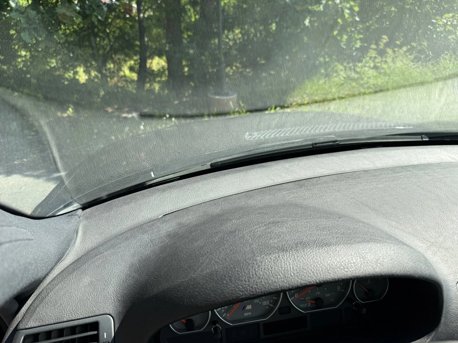Interior image of 2004 BMW M3 Coupé (63)
