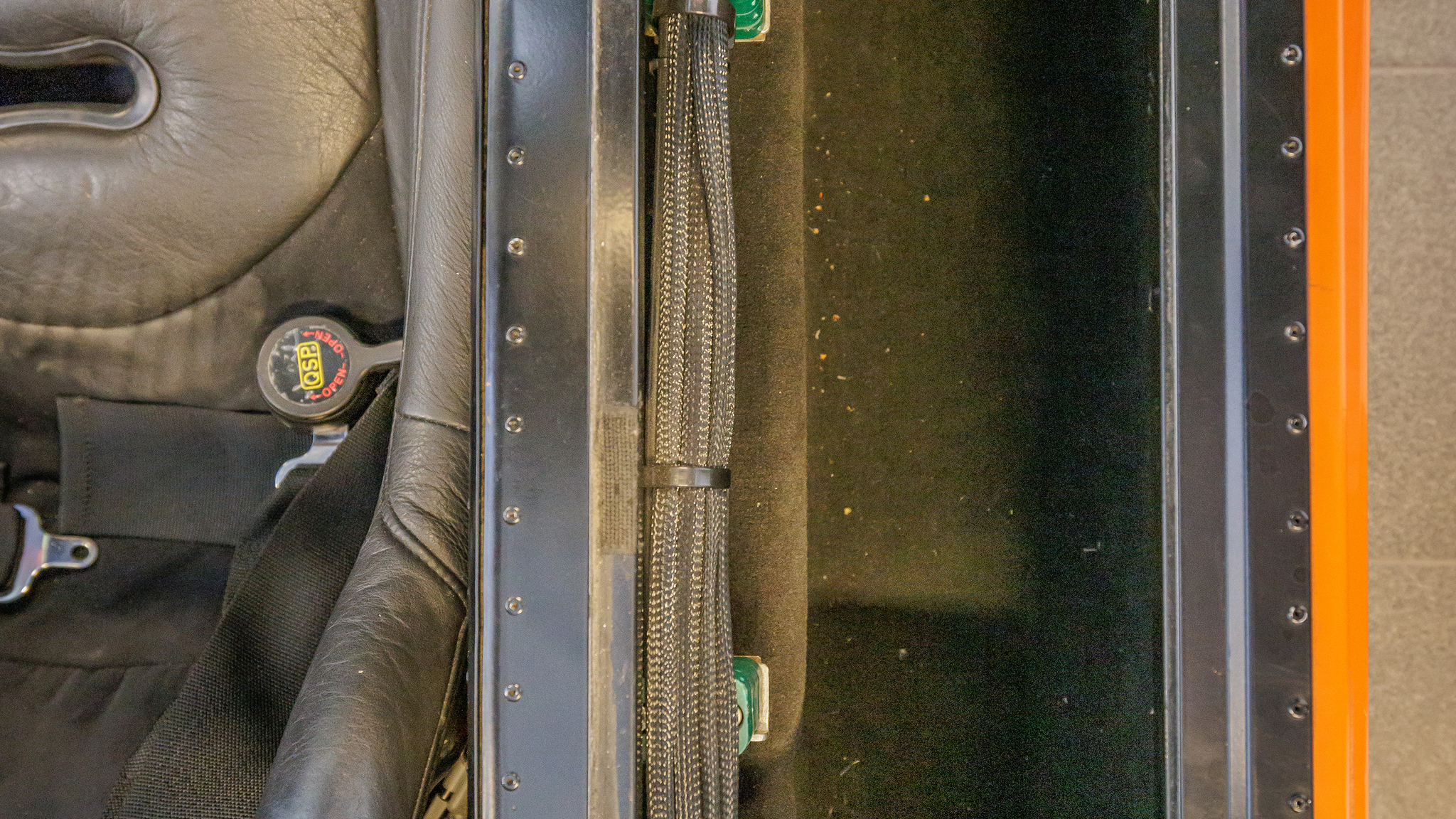 Interior image of 2006 Ultima GTR (13)