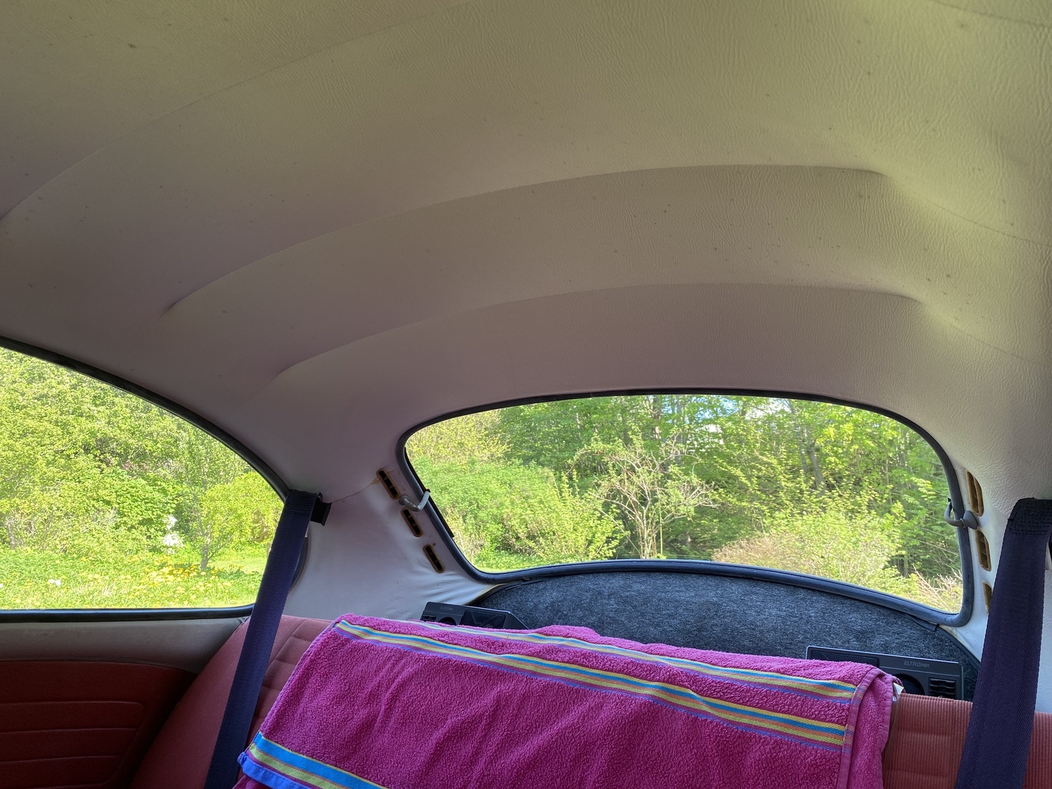 Innenraumfoto von 1974 Volkswagen Beetle 1303 S (19)