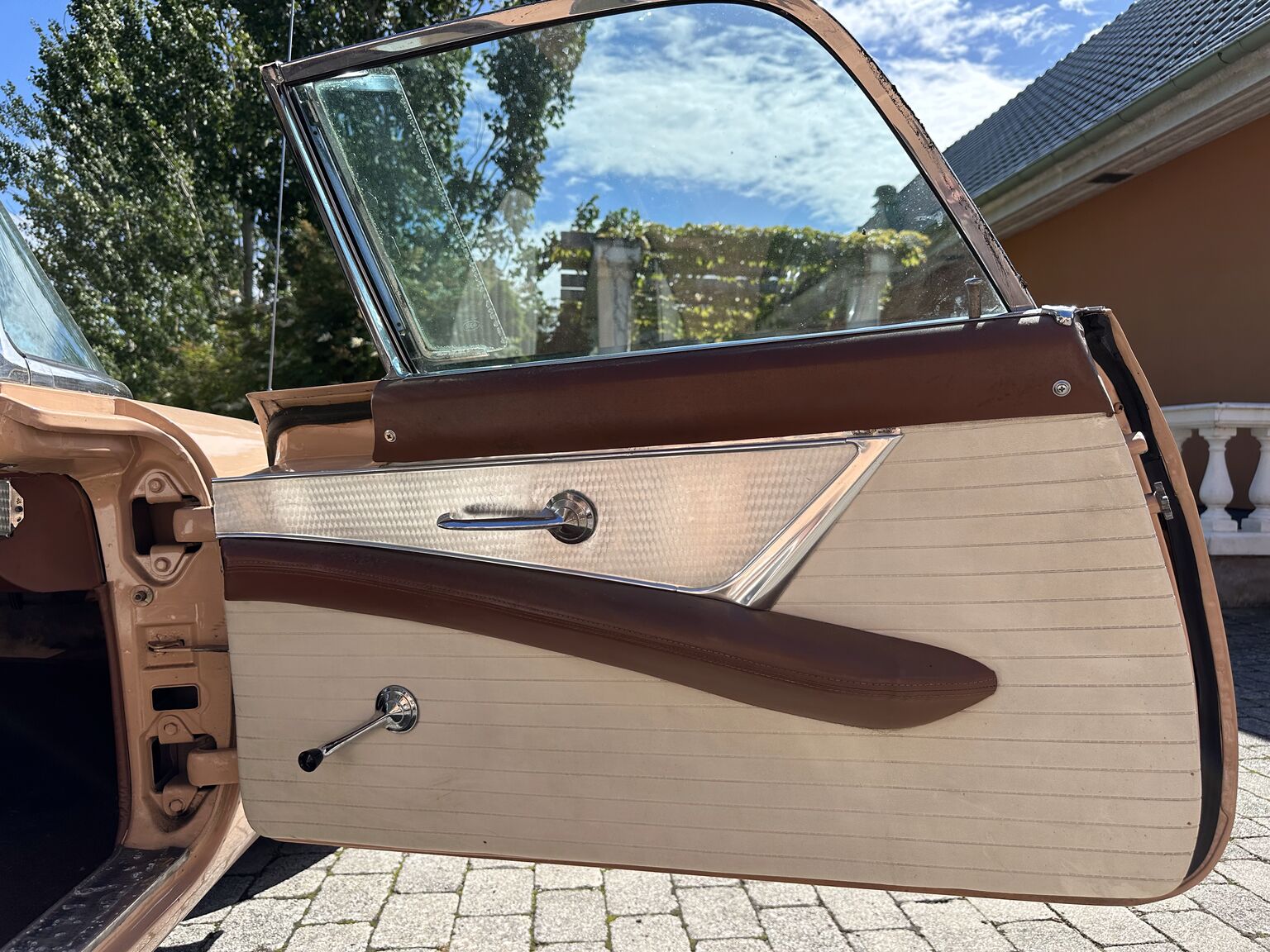 Interiörbild 1956 Ford Thunderbird Convertible
