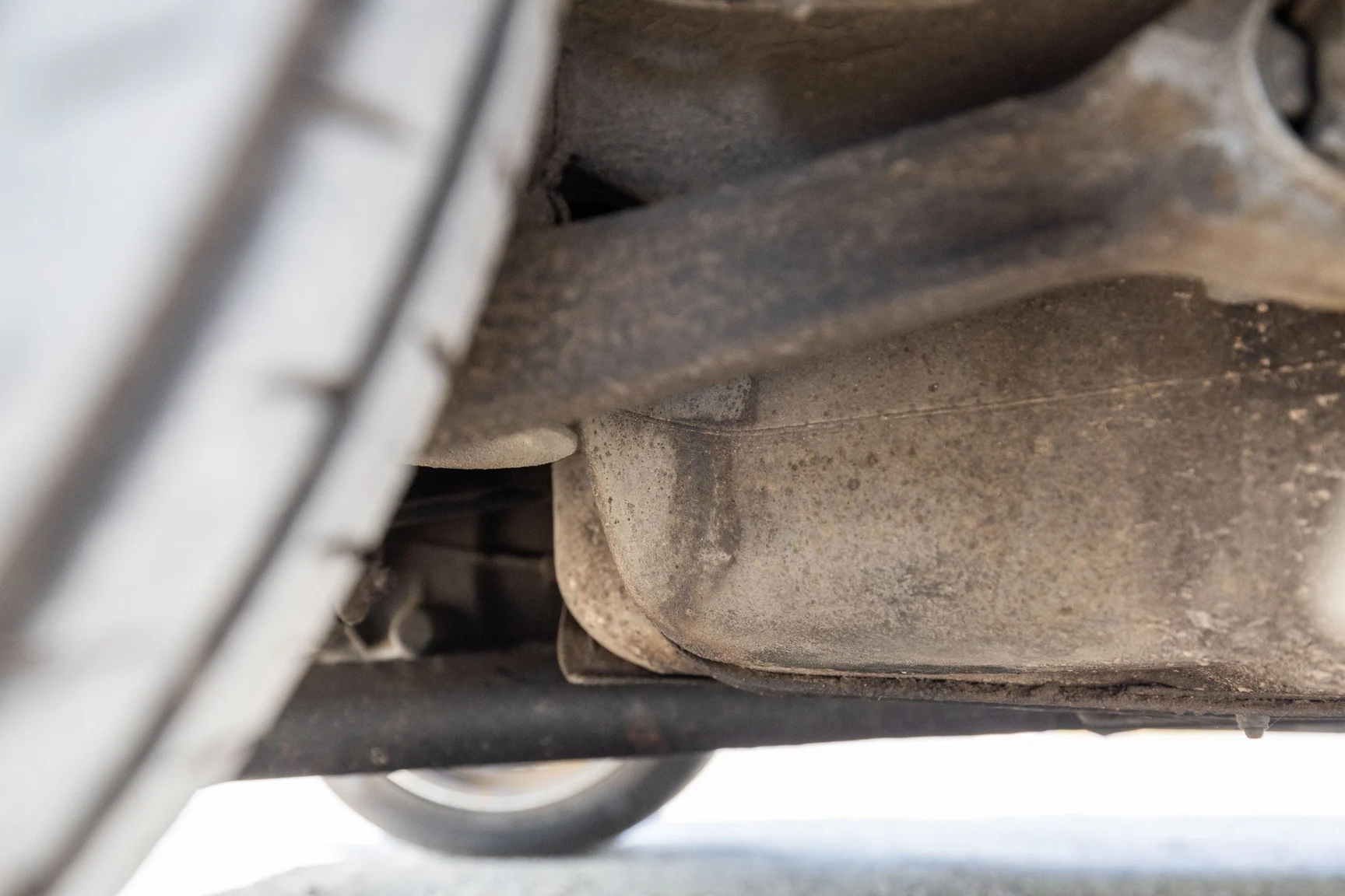 Image of 1991 BMW 850i mechanics (25)