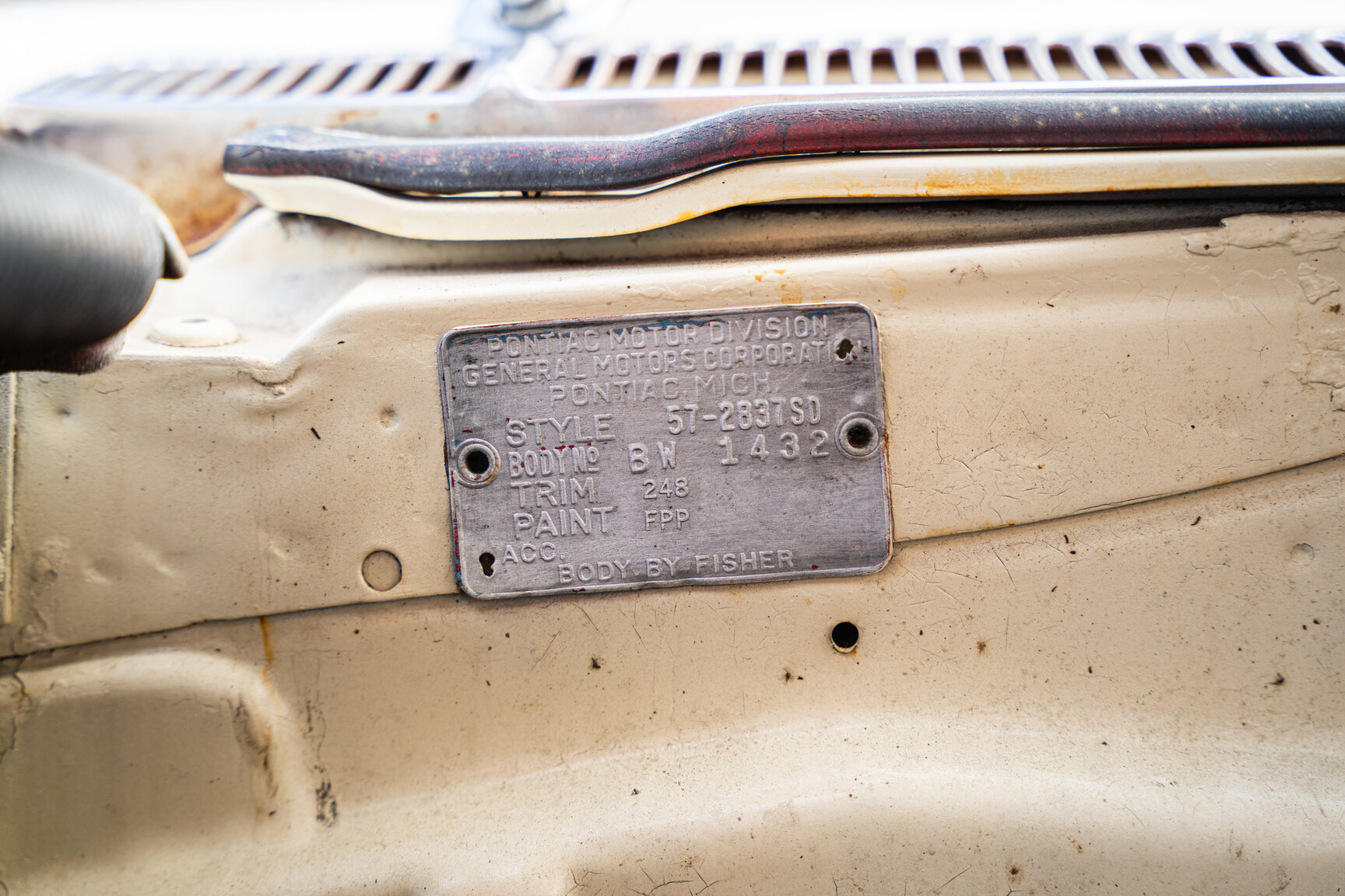 Image of 1957 Pontiac Star Chief mechanics