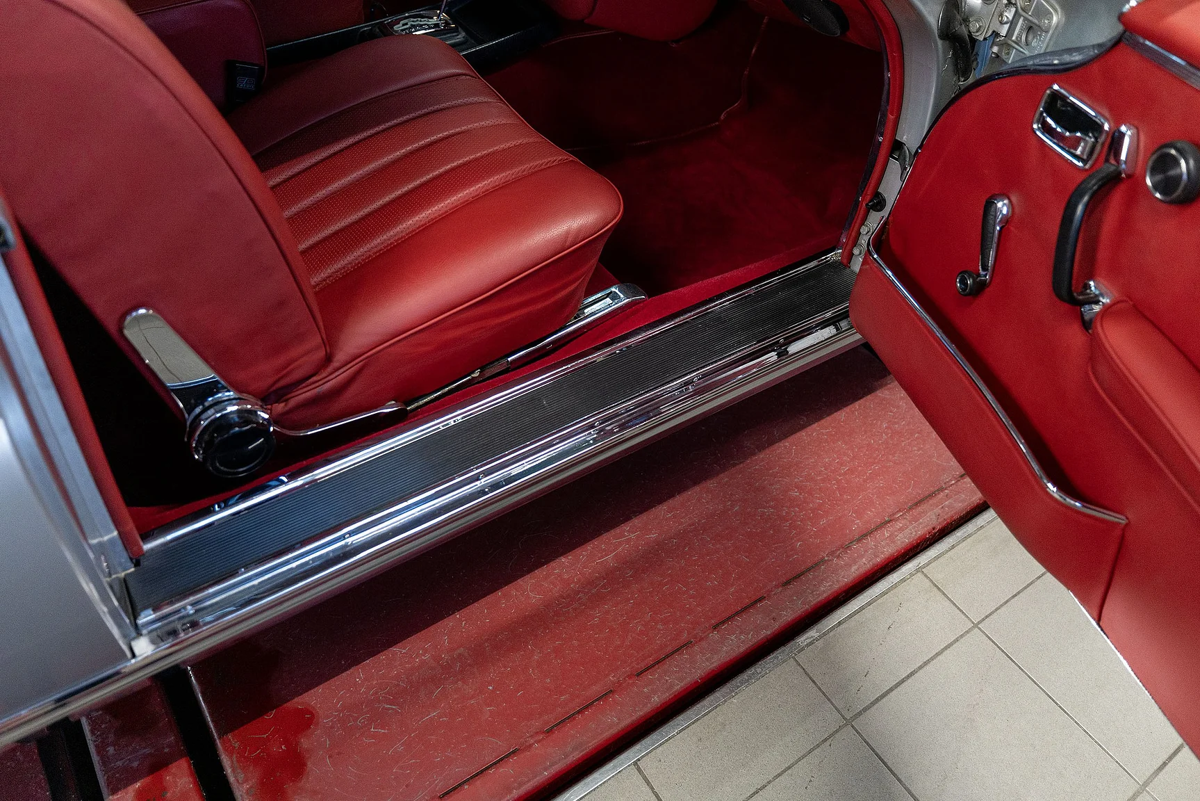 Innenraumfoto von 1970 Mercedes-Benz  280 SE 3.5 Coupé (20)