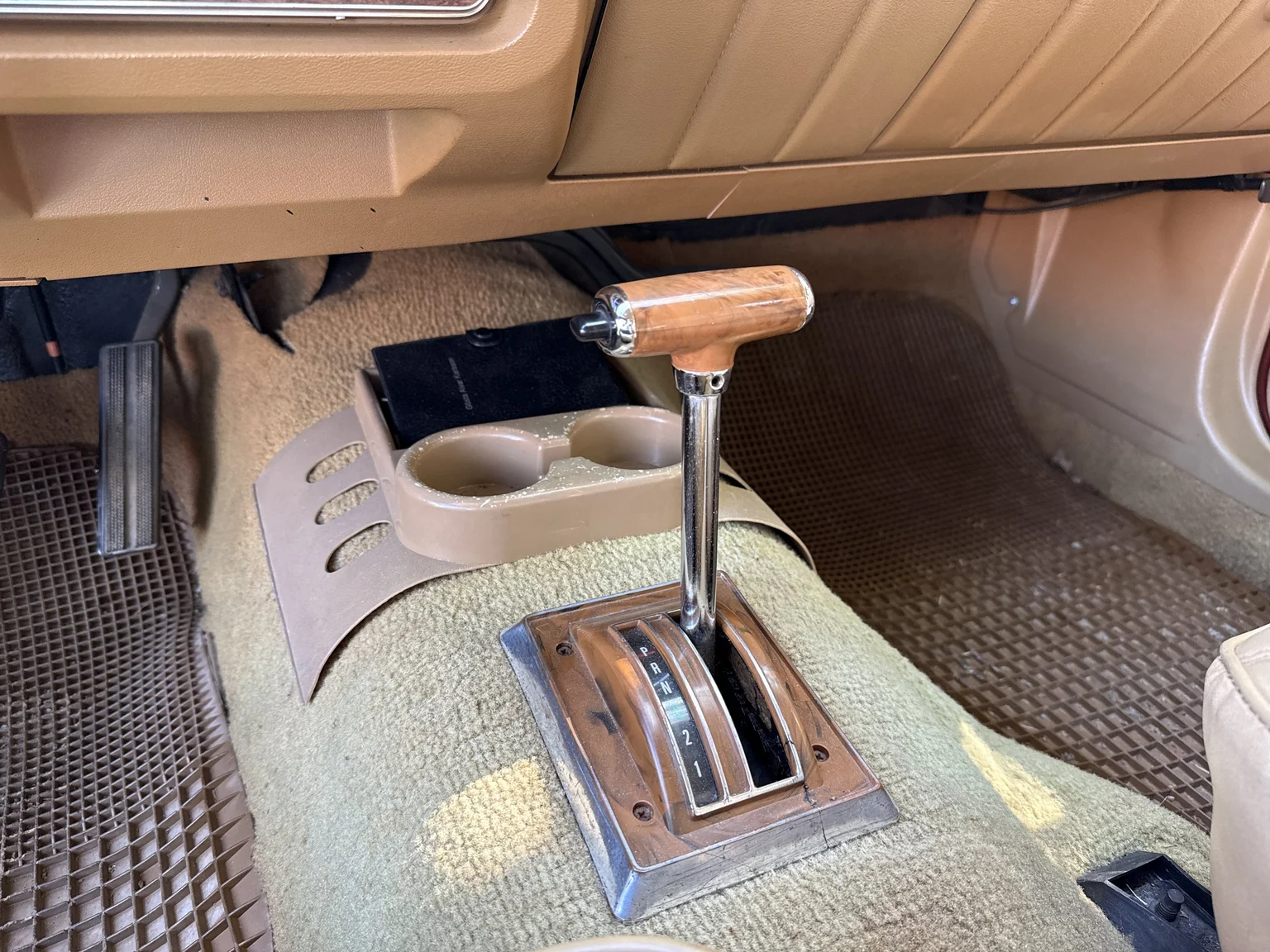 Innenraumfoto von 1975 Mercury Monarch Coupe (39)