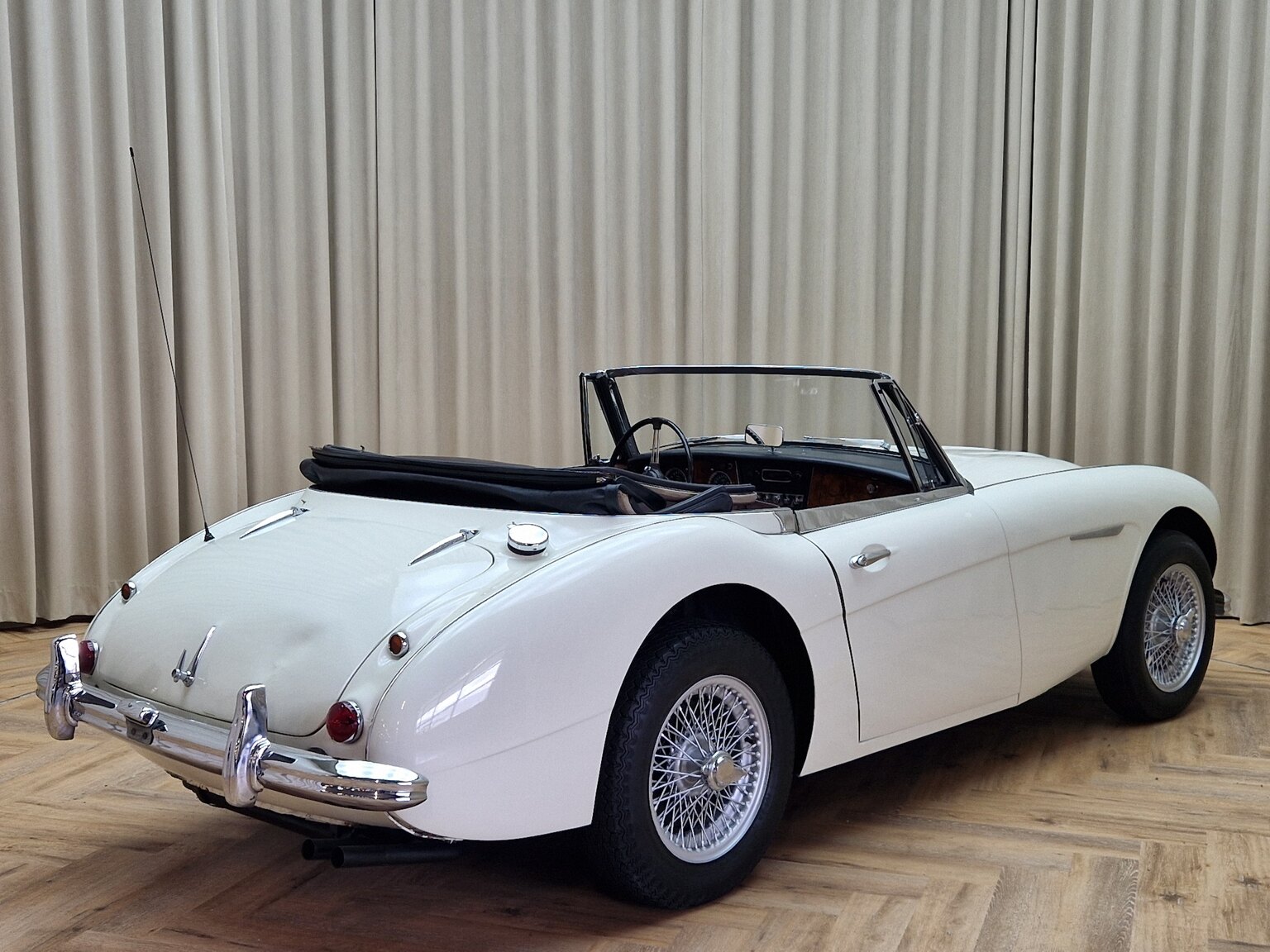 Aussenfoto Austin Healey