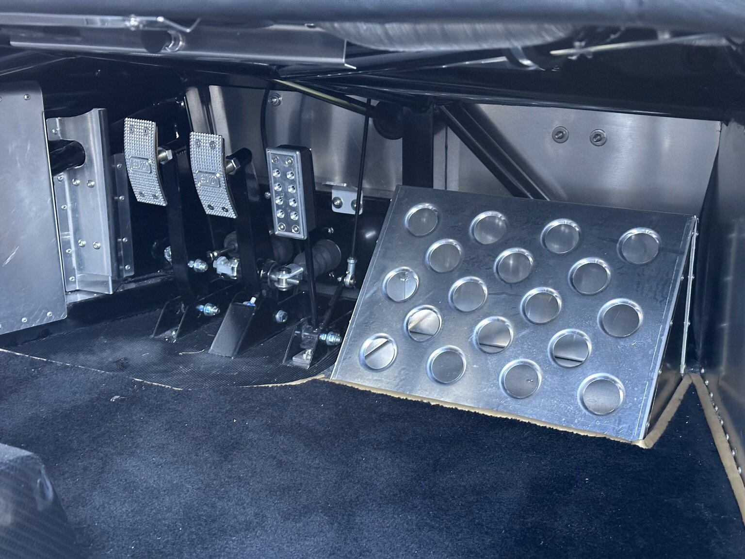 Interior image of 2021 Ultima Evolution LS3