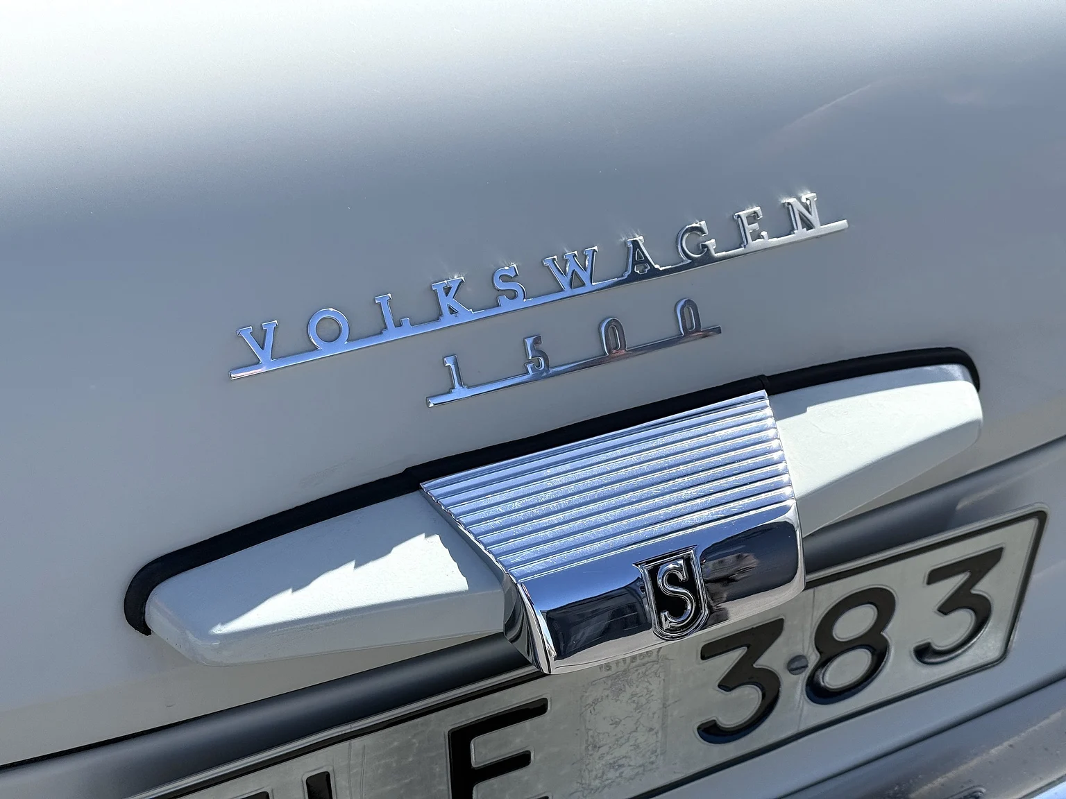 Aussenfoto 1965 Volkswagen 1500 Limousine 311 Notchback (62)