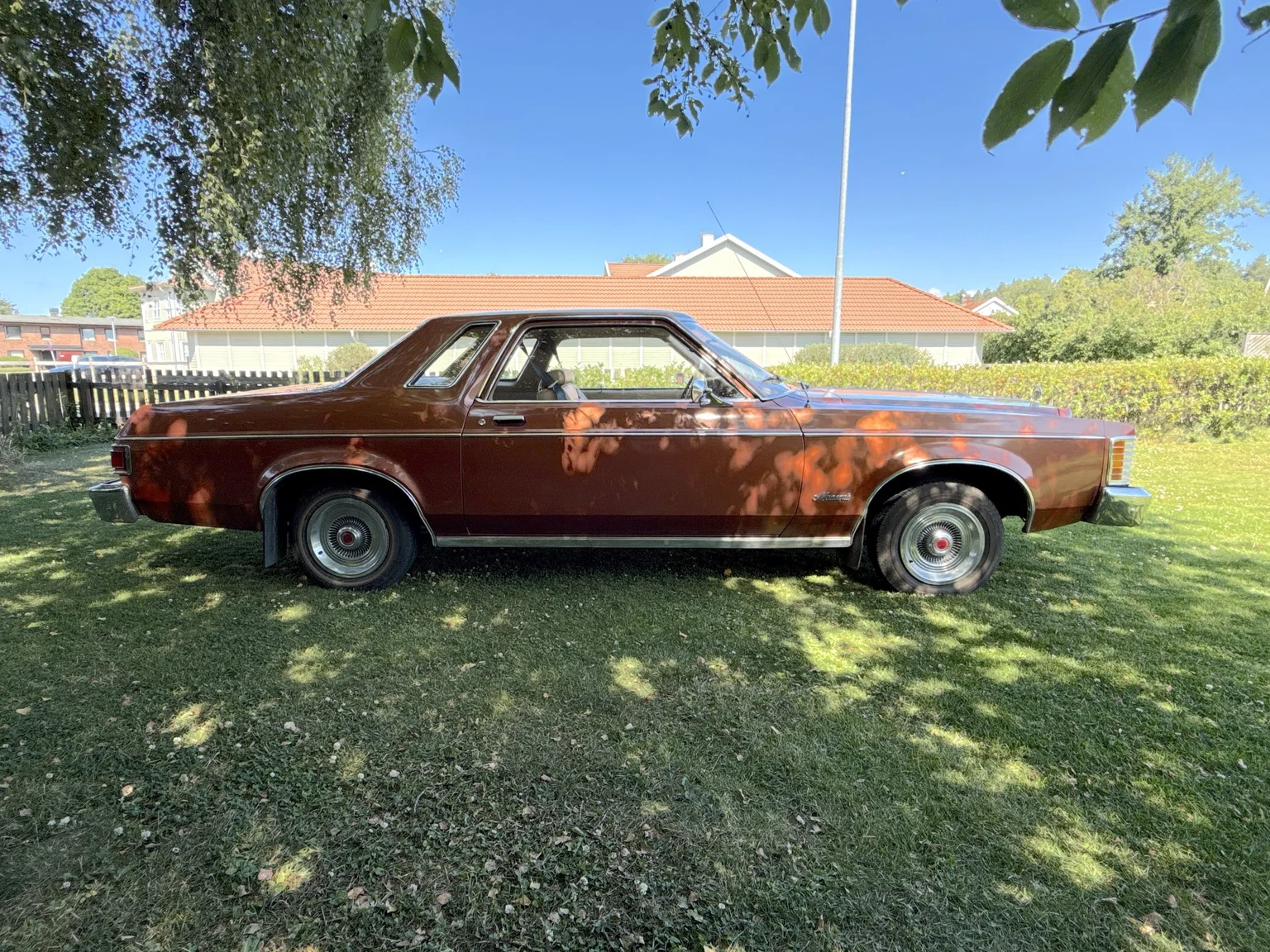 Exterior image of 1975 Mercury Monarch Coupe (4)