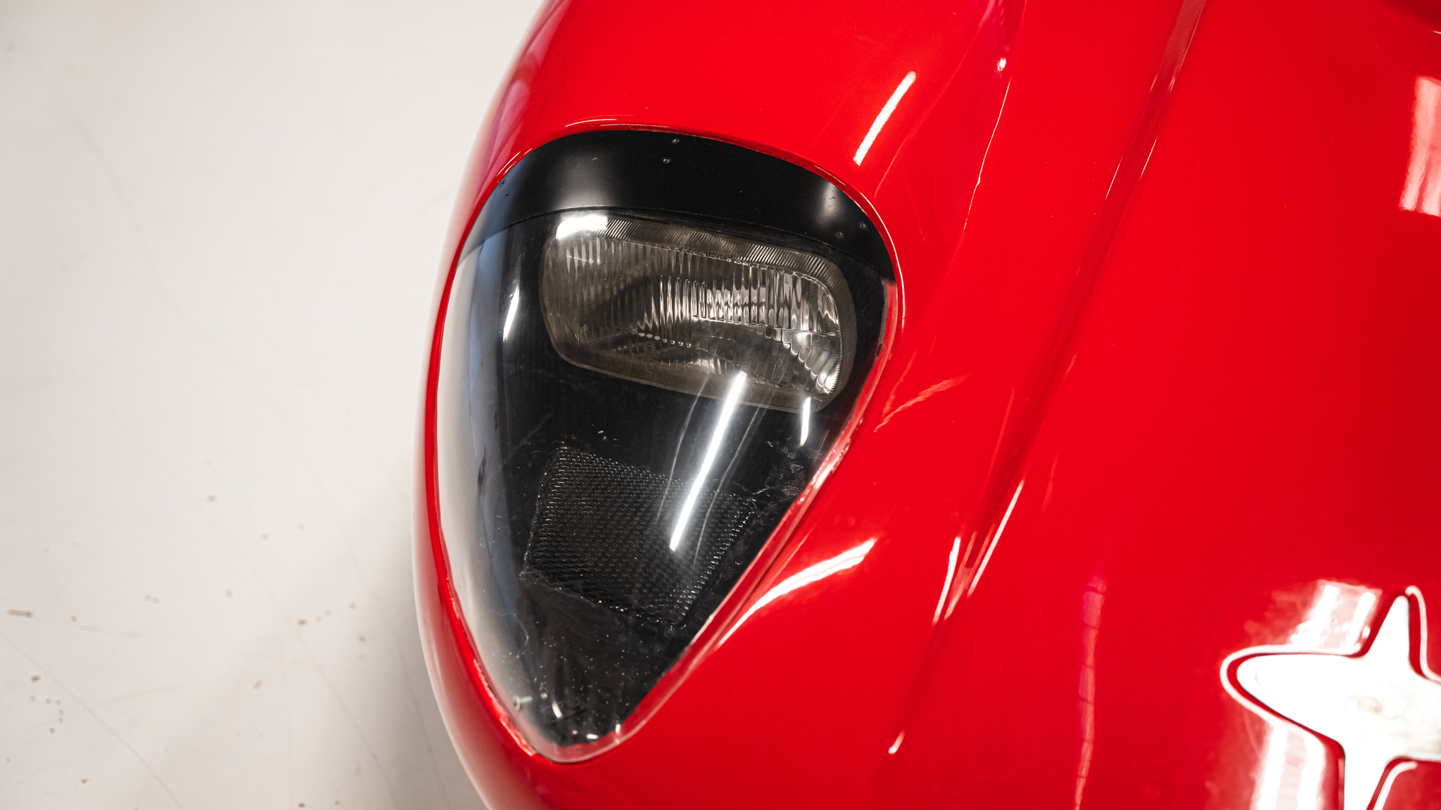 Exteriörbild på 1970 Marcos GT (23)