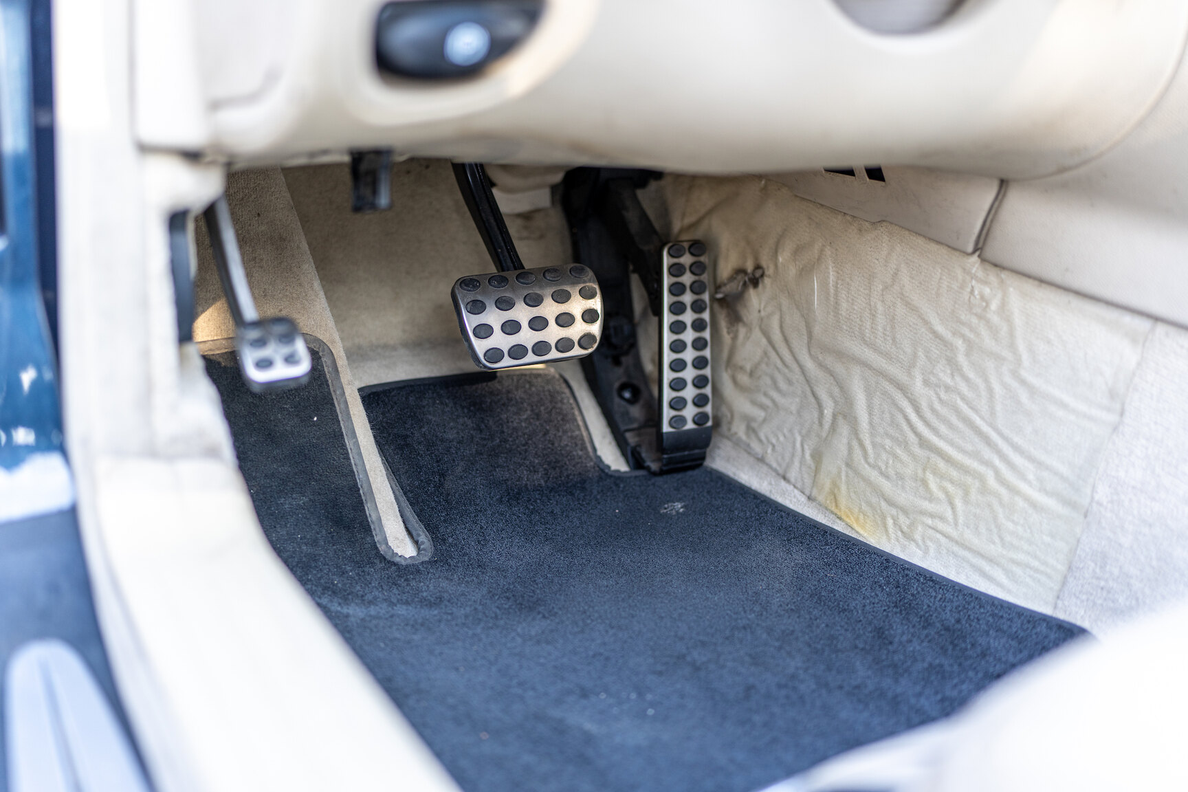 Innenraumfoto von 2002 Mercedes-Benz SL 500