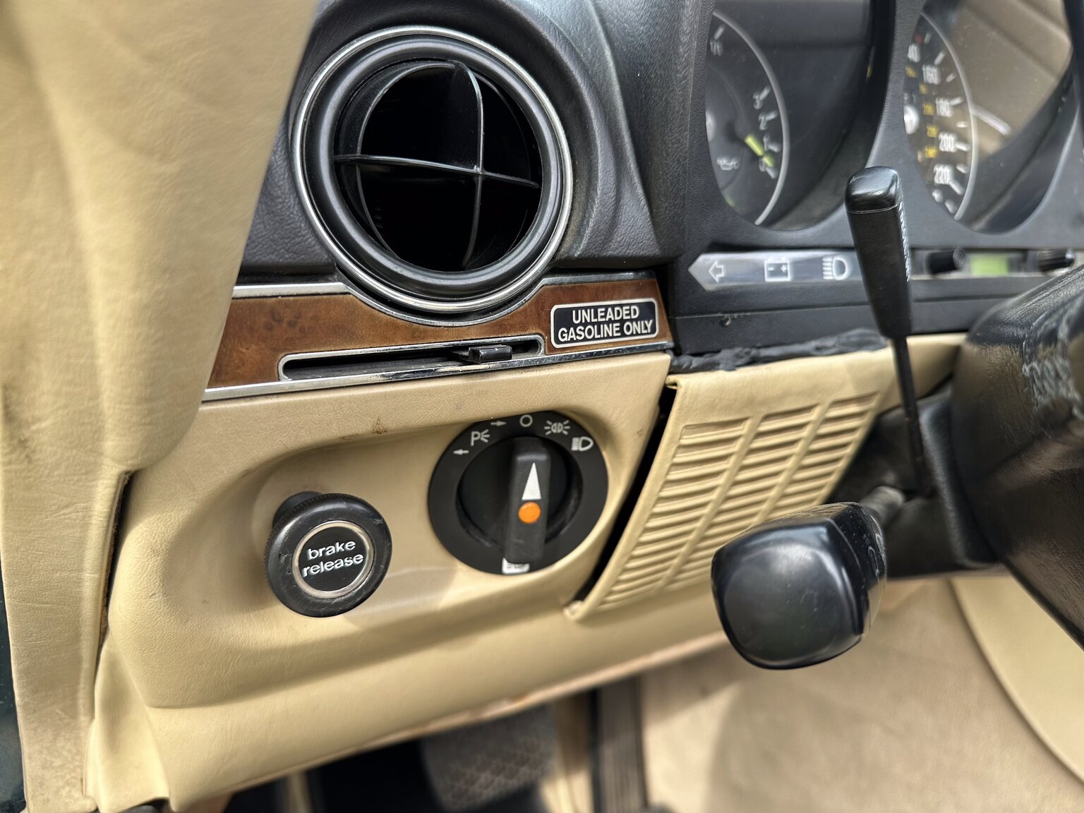 Interiörbild 1985 Mercedes-Benz 380 SL