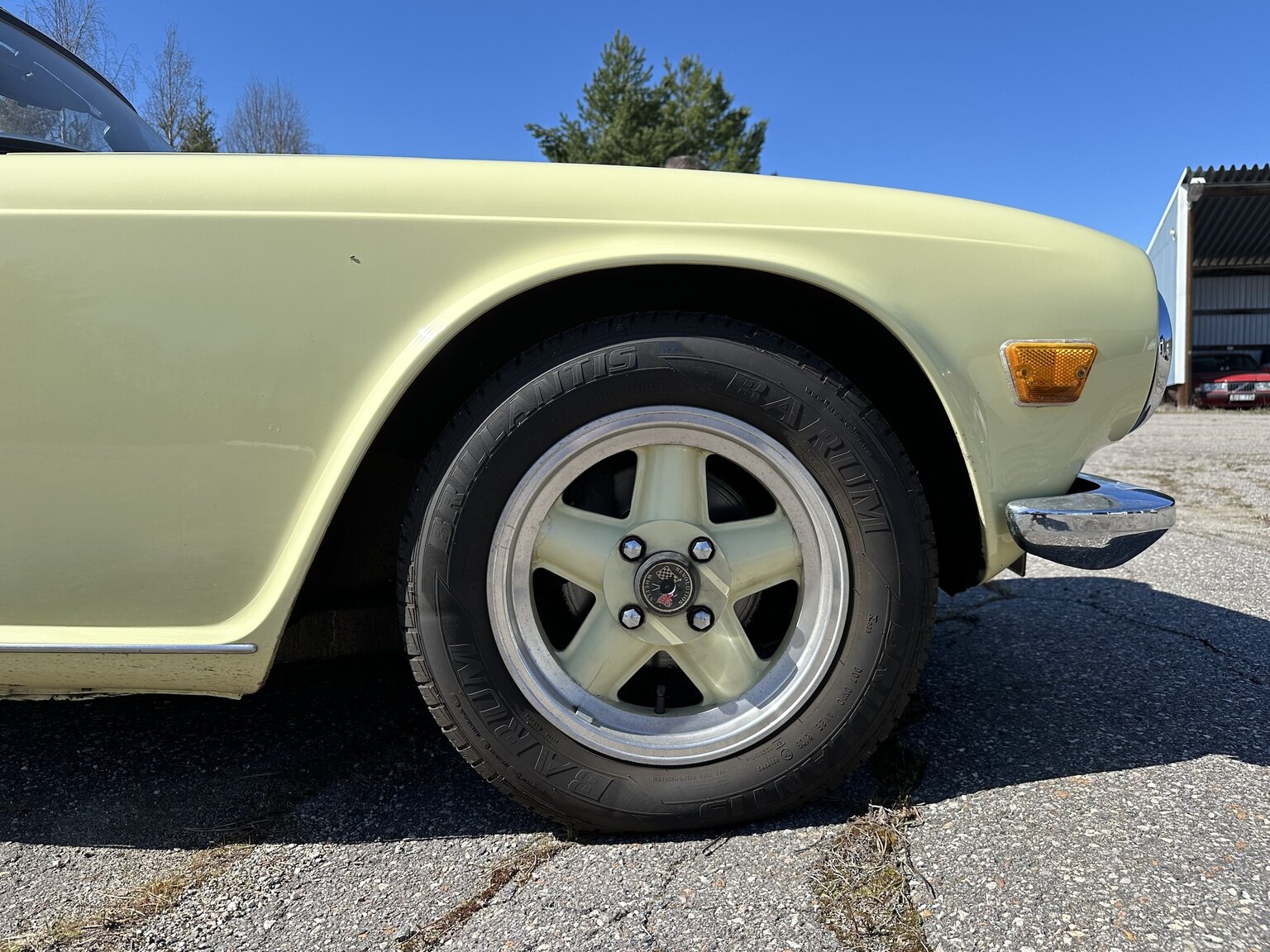 Exteriörbild på 1971 Triumph TR6