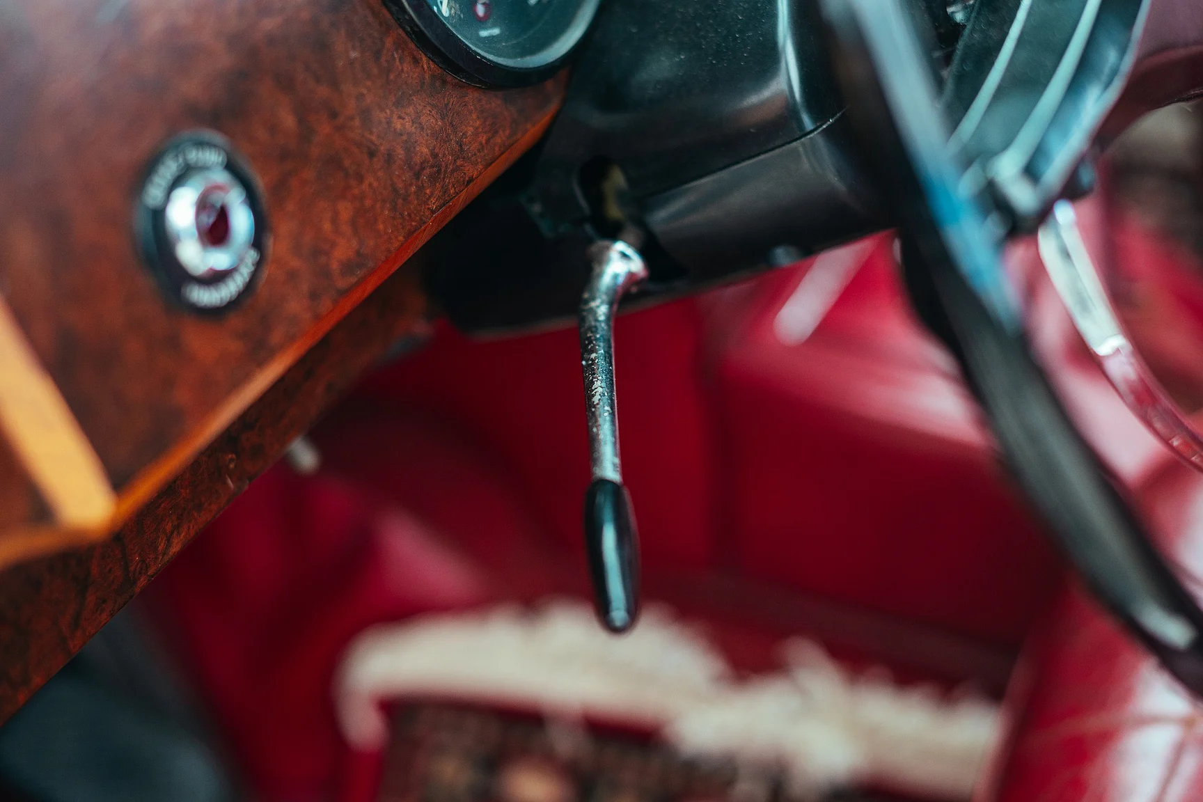 Interior image of 1965 Jaguar MK 2 - 3.8 XK (1)