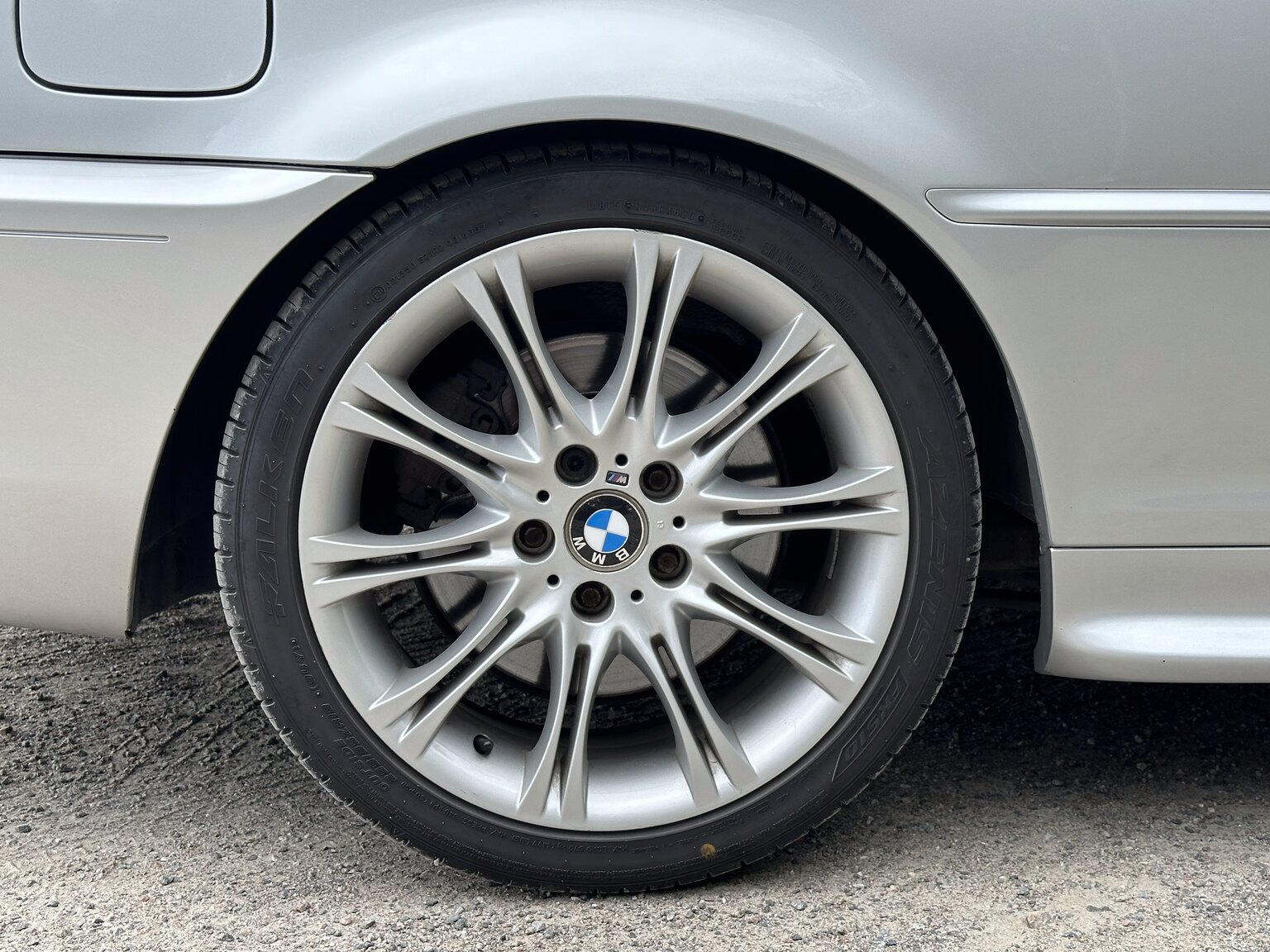Aussenfoto 2005 BMW 330Ci