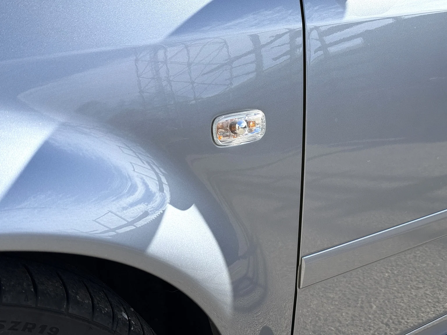 Exteriörbild på 2002 Audi RS 6 Avant (66)