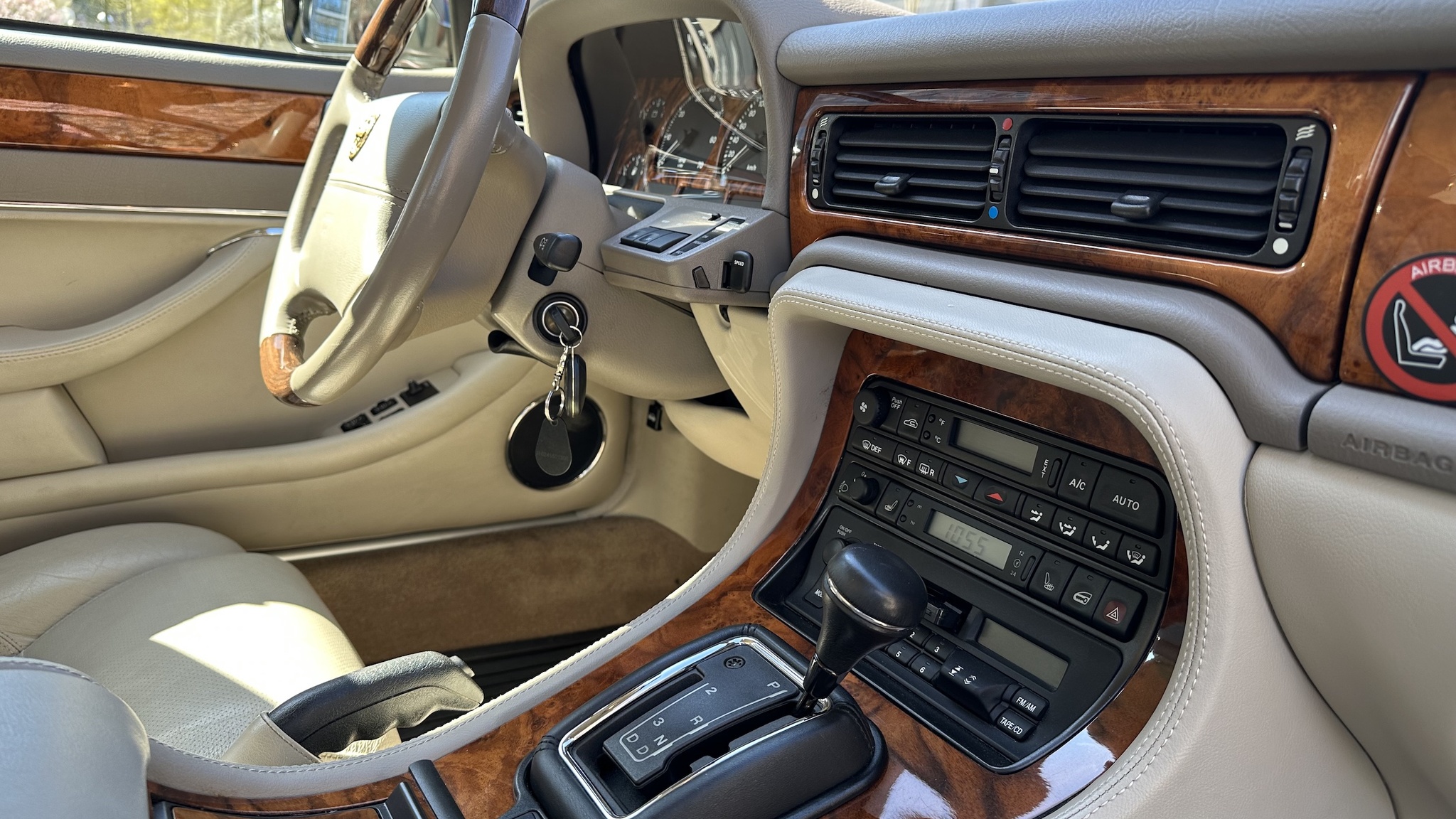 Interiörbild 1997 Jaguar XJ 4.0 Executive