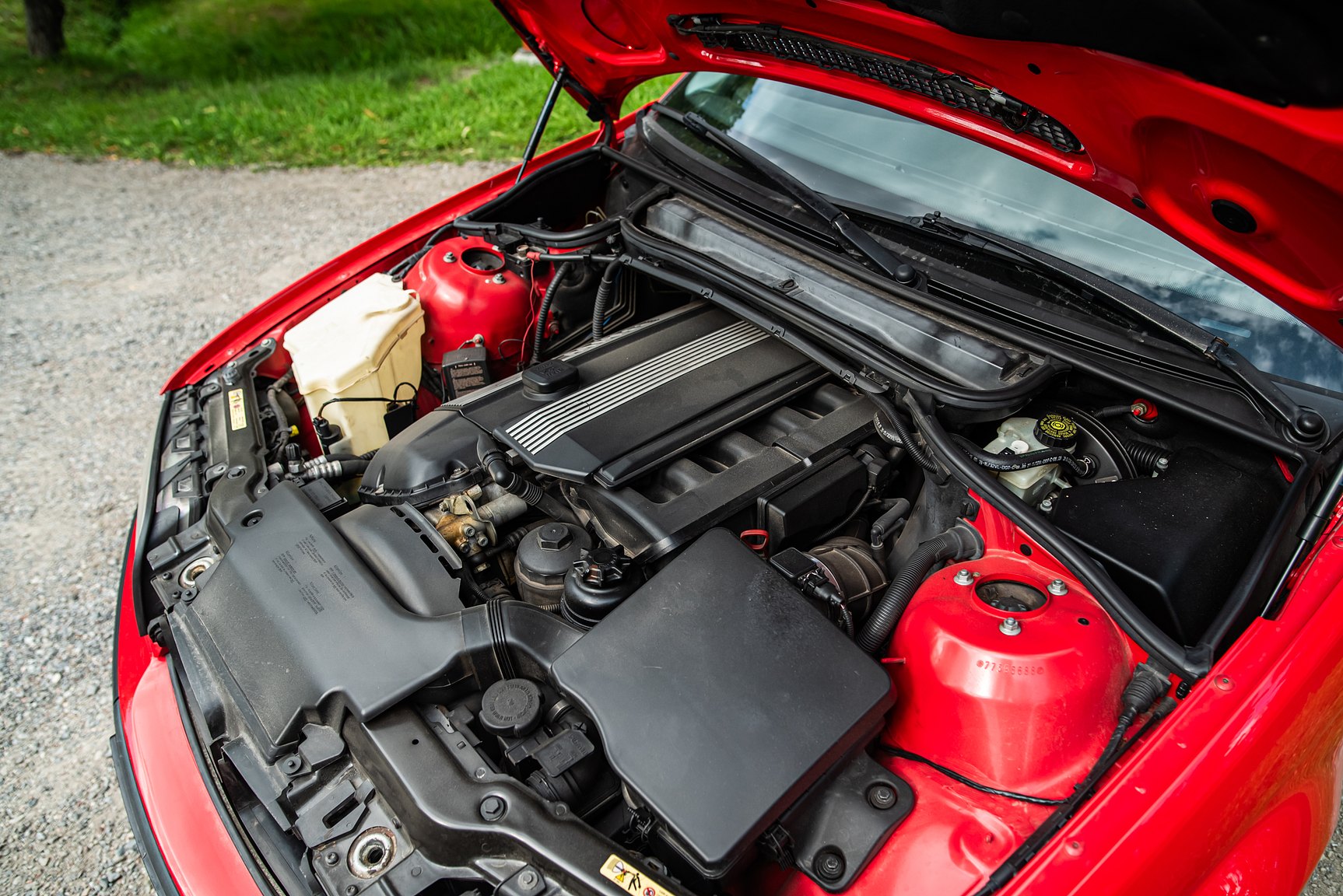 Image of 2001 BMW 330Xi mechanics