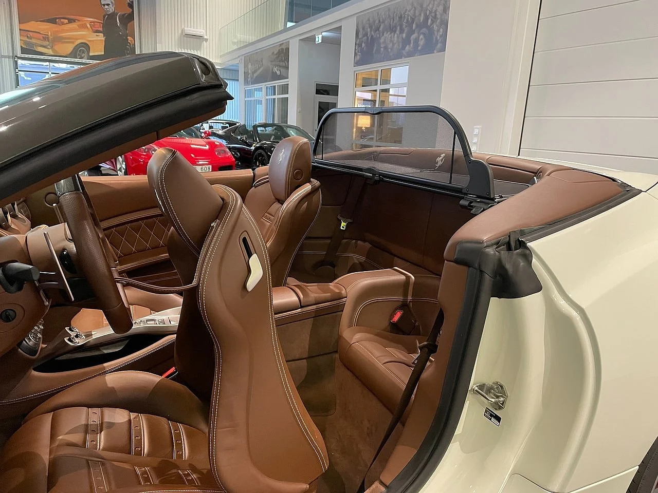 Bild von 2012 Ferrari California 30 (7)