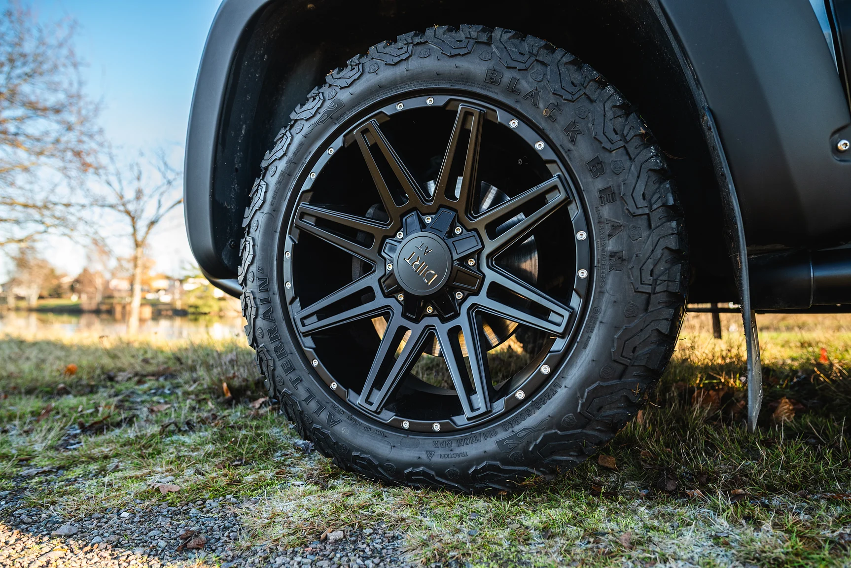 Exterior image of 2020 Northea Camper Expedition Volkswagen Amarok (57)