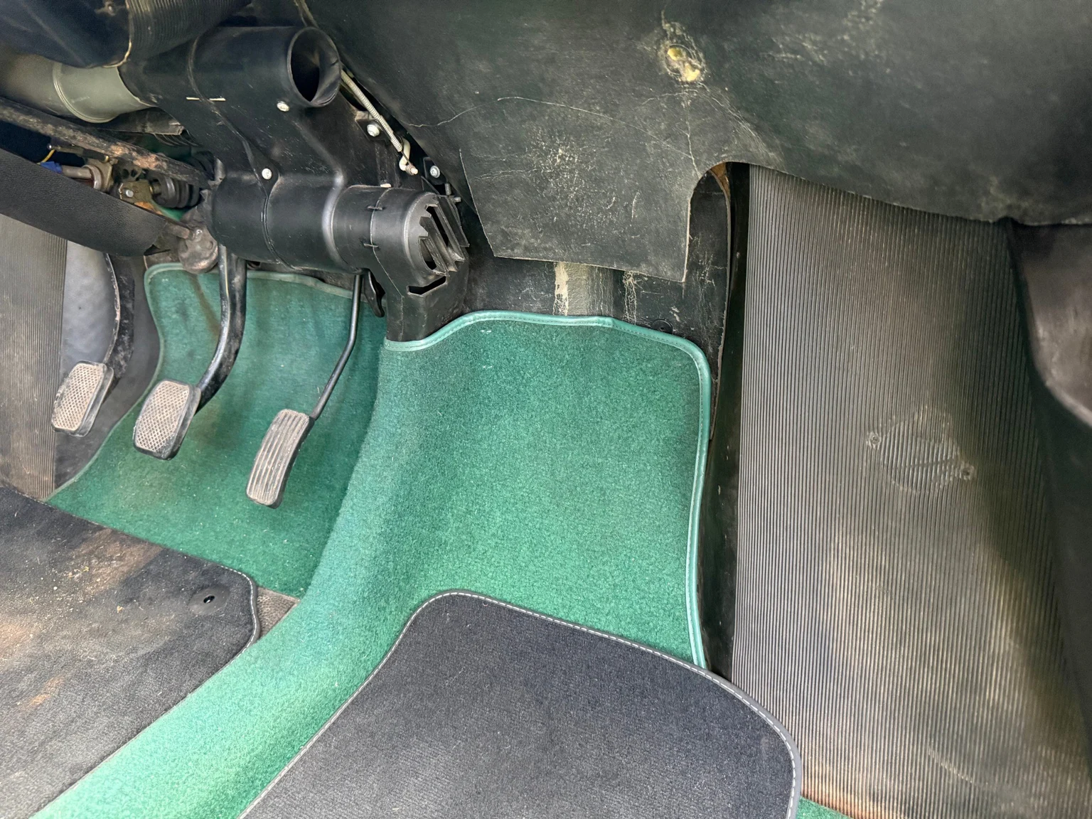 Interior image of 1975 Saab 95 V4 kombi - 7-sits (52)