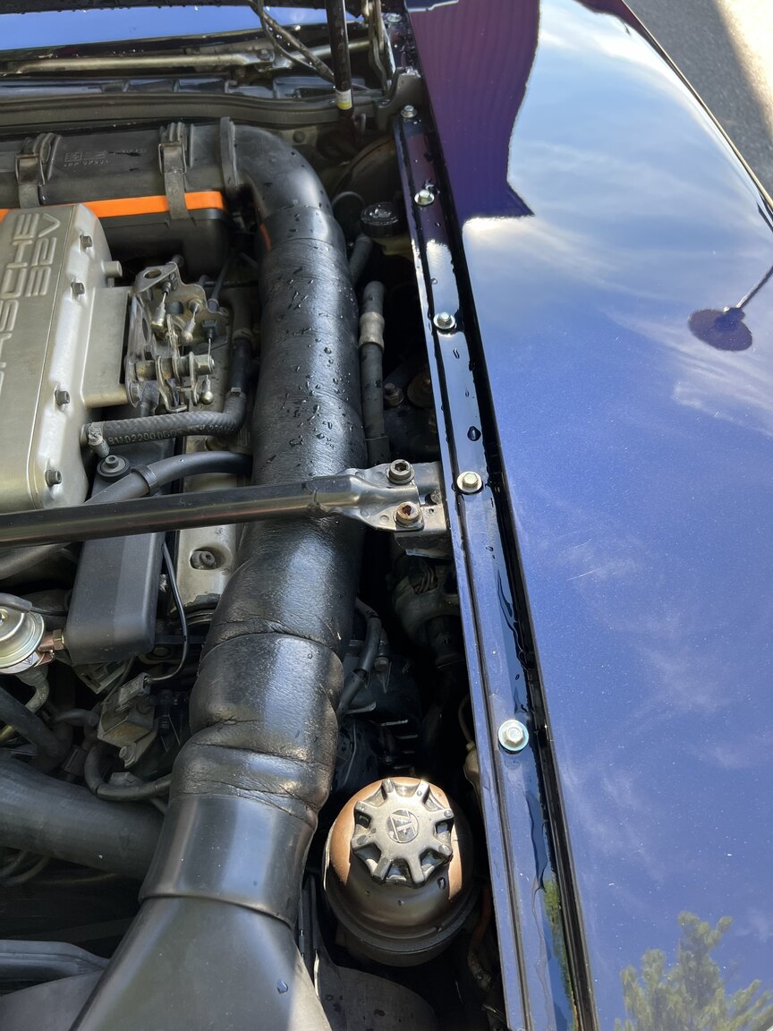 Image of 1993 Porsche 928 GTS mechanics