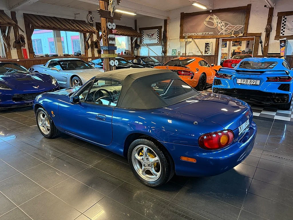 Bild von 1999 Mazda MX-5 (14)