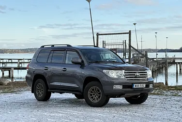 #<Image:0x00007fa04c9fbb88>