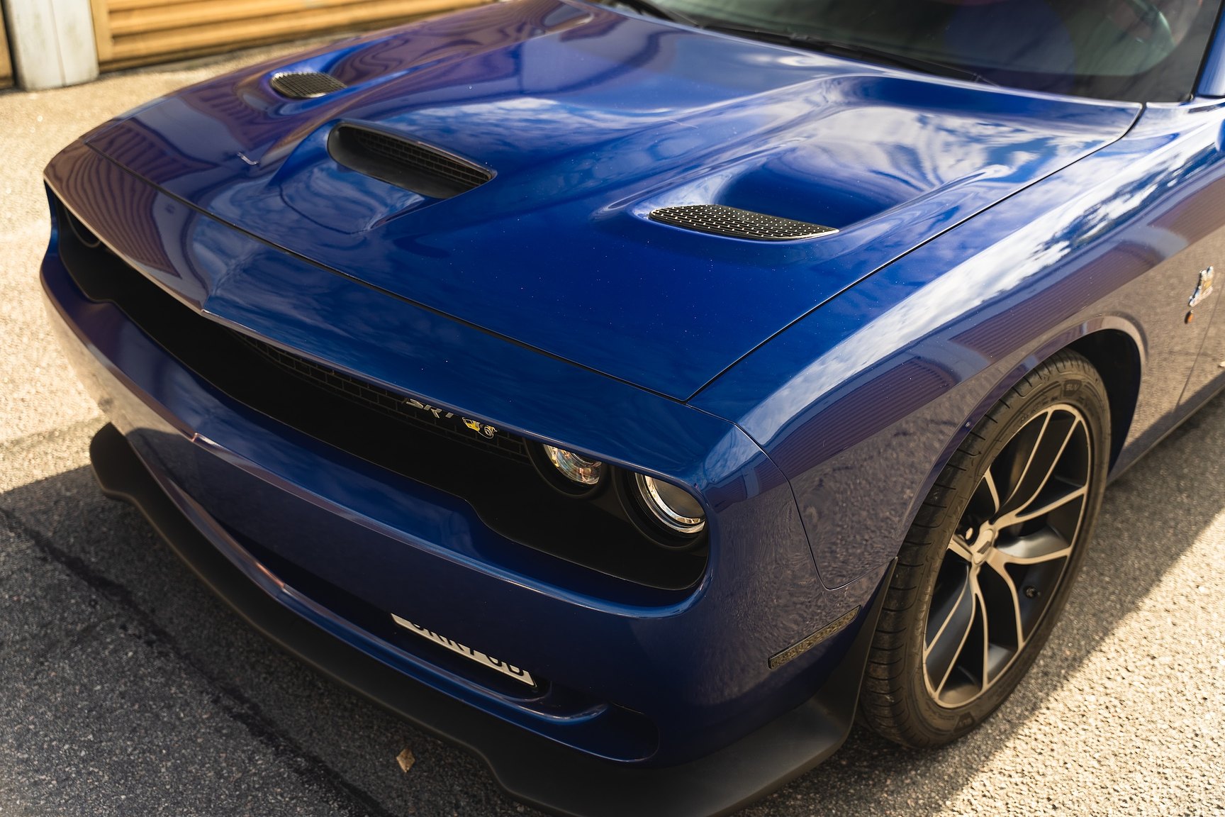 Exterior image of 2018 Dodge Challenger R/T 392