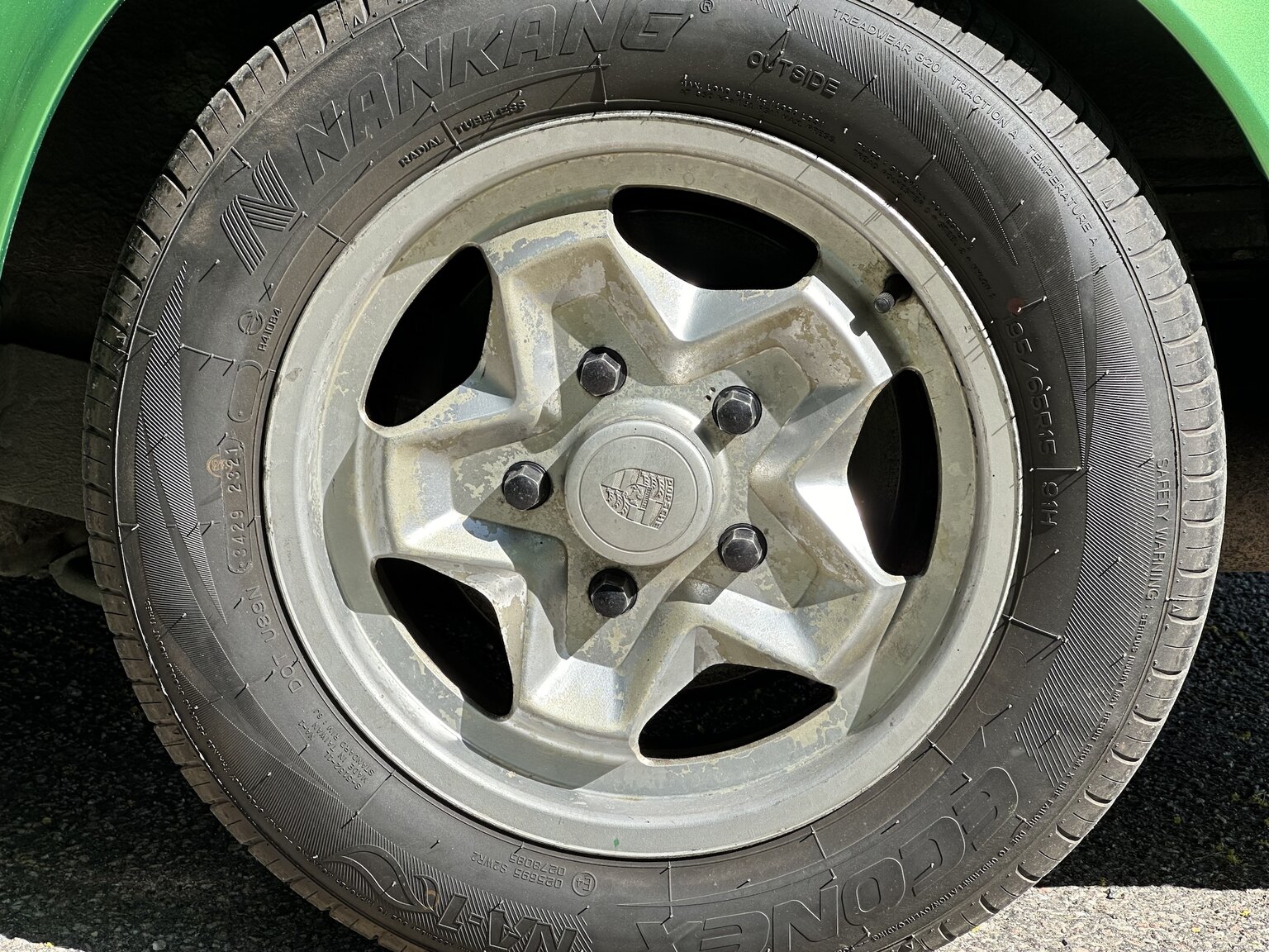 Aussenfoto 1975 Porsche 911