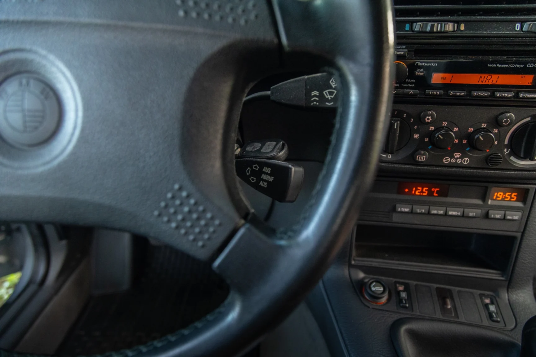 Interior image of 1994 BMW 318i - NO RESERVE (4)