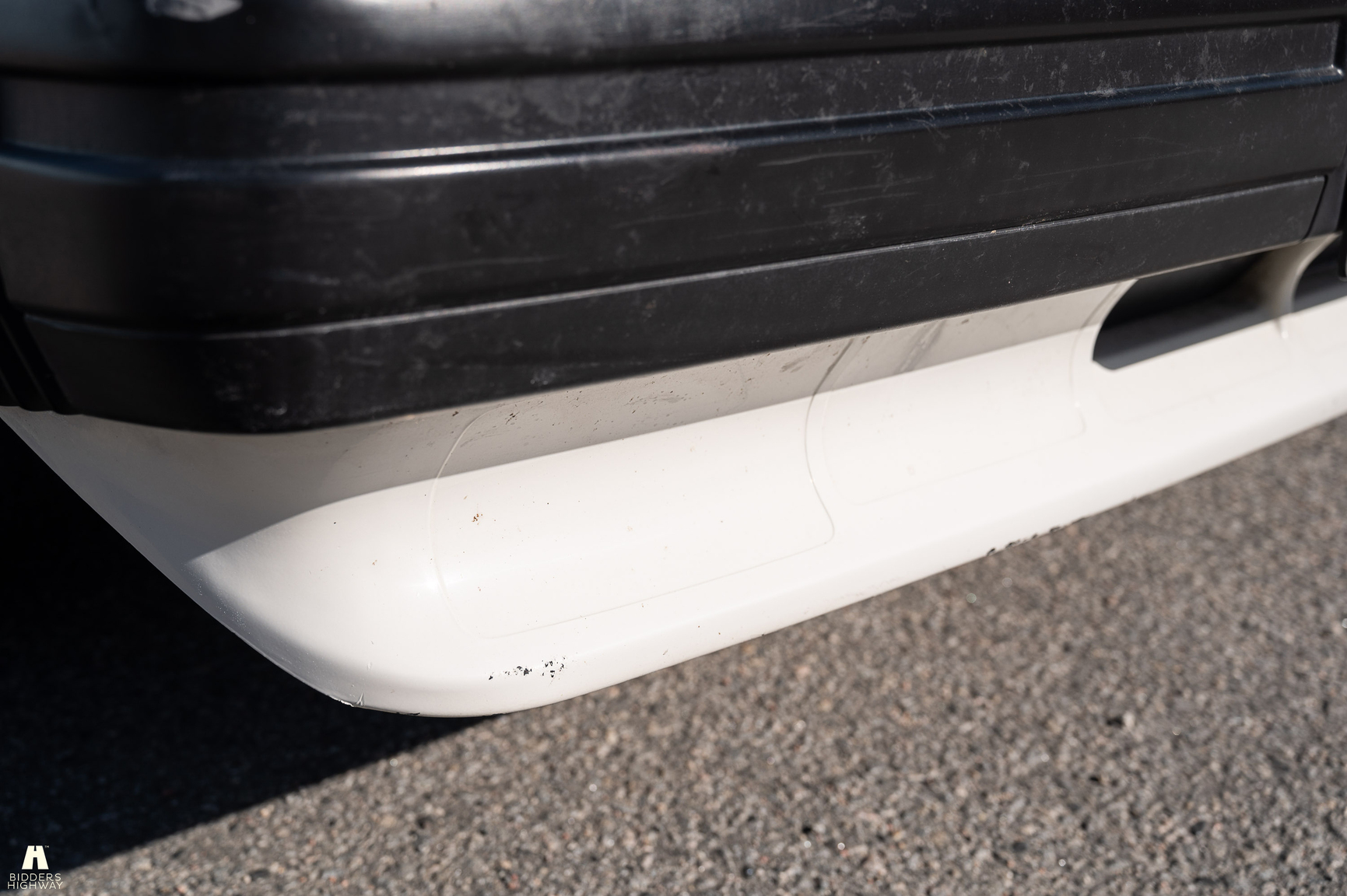 Exteriörbild på 1988 Volvo 740 GL (26)