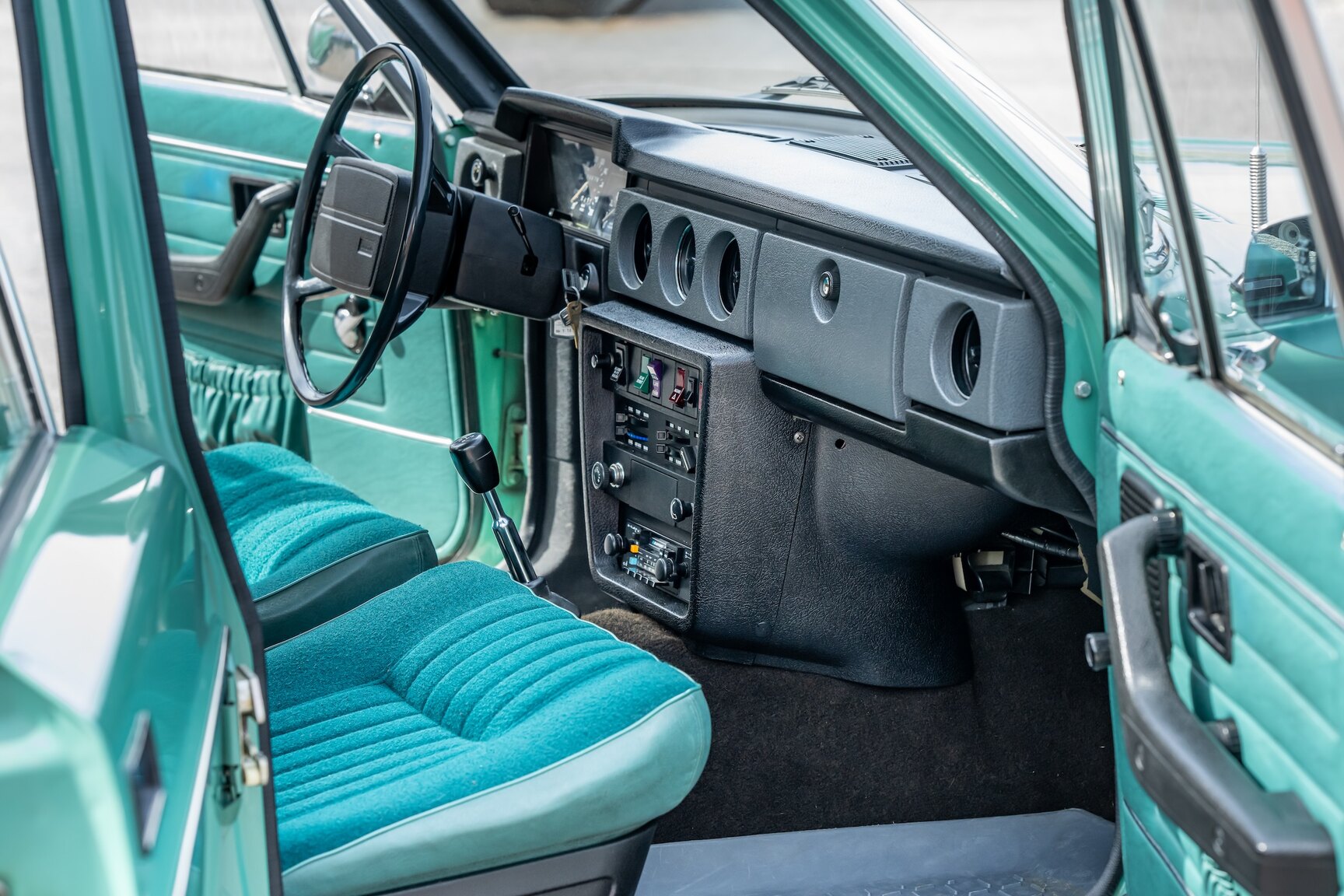 Innenraumfoto von 1973 Volvo 144 (22)