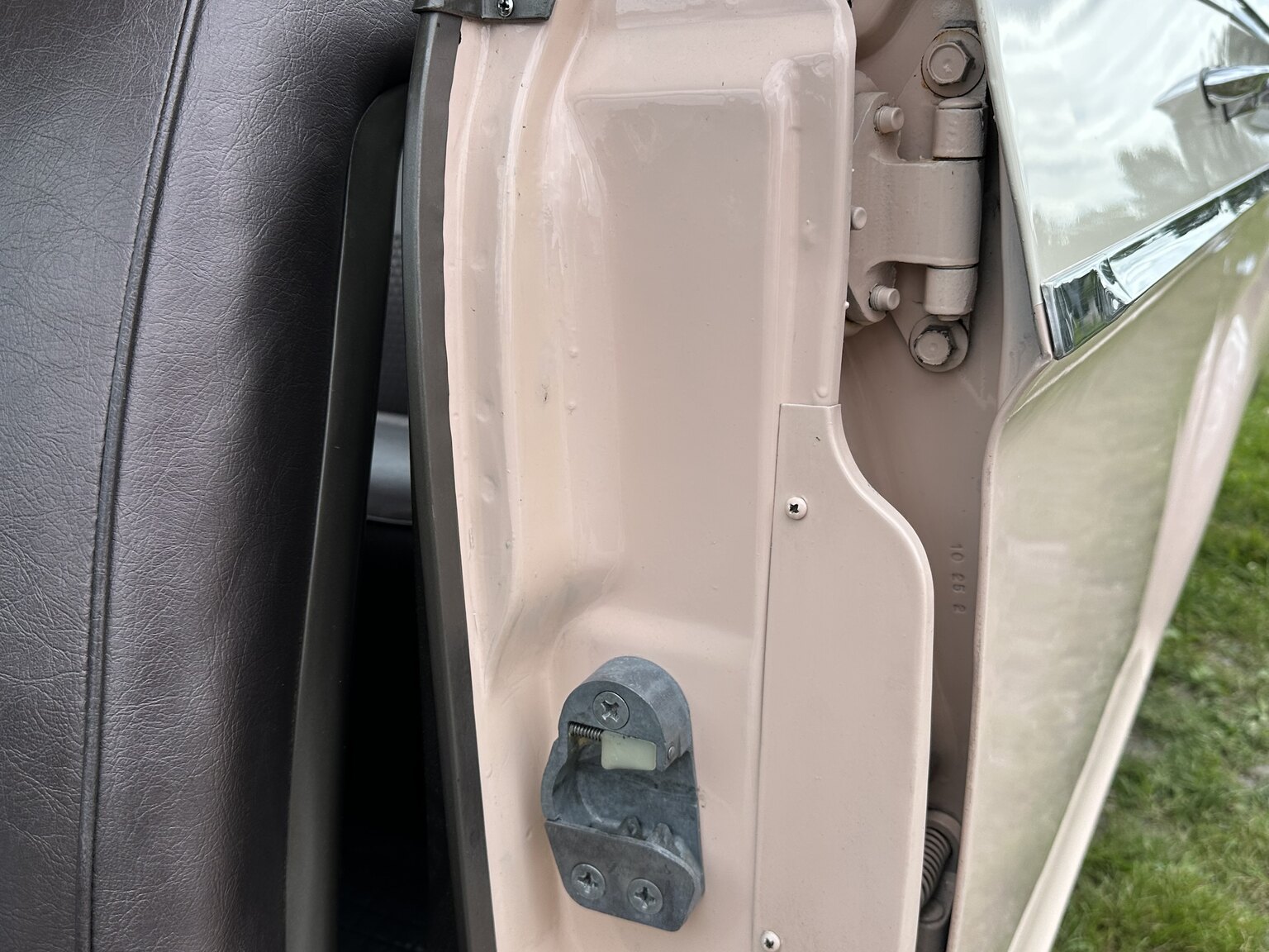 Interior image of 1959 Mercury Monterey 4-door Hardtop Cruiser