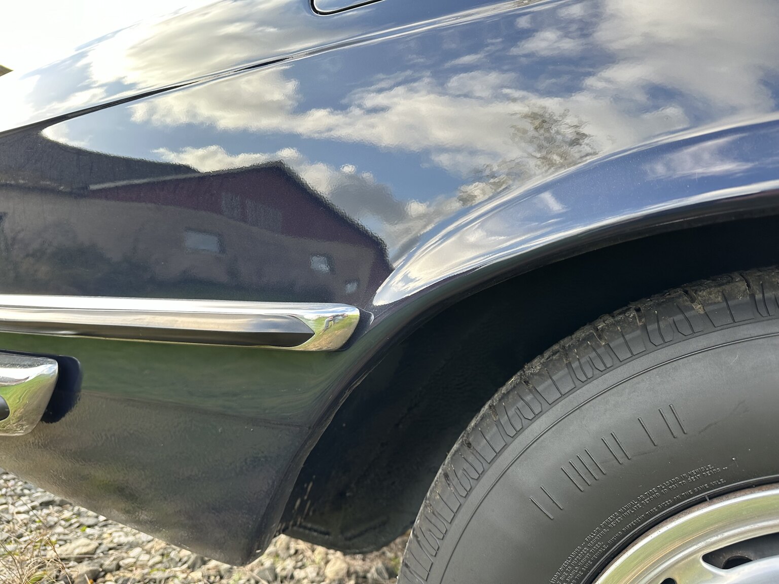 Exteriörbild på 1975 Mercedes-Benz 450 SEL 6.9 Bepansrad 