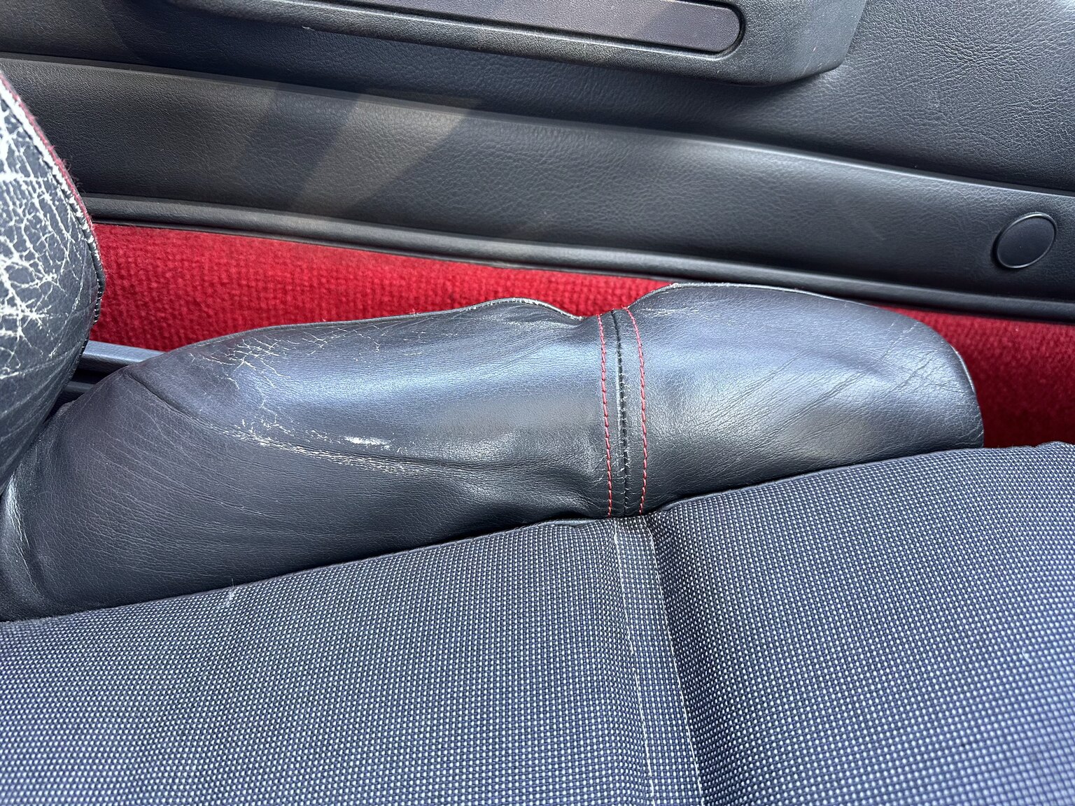 Interior image of 1989 Peugeot 205 GTI