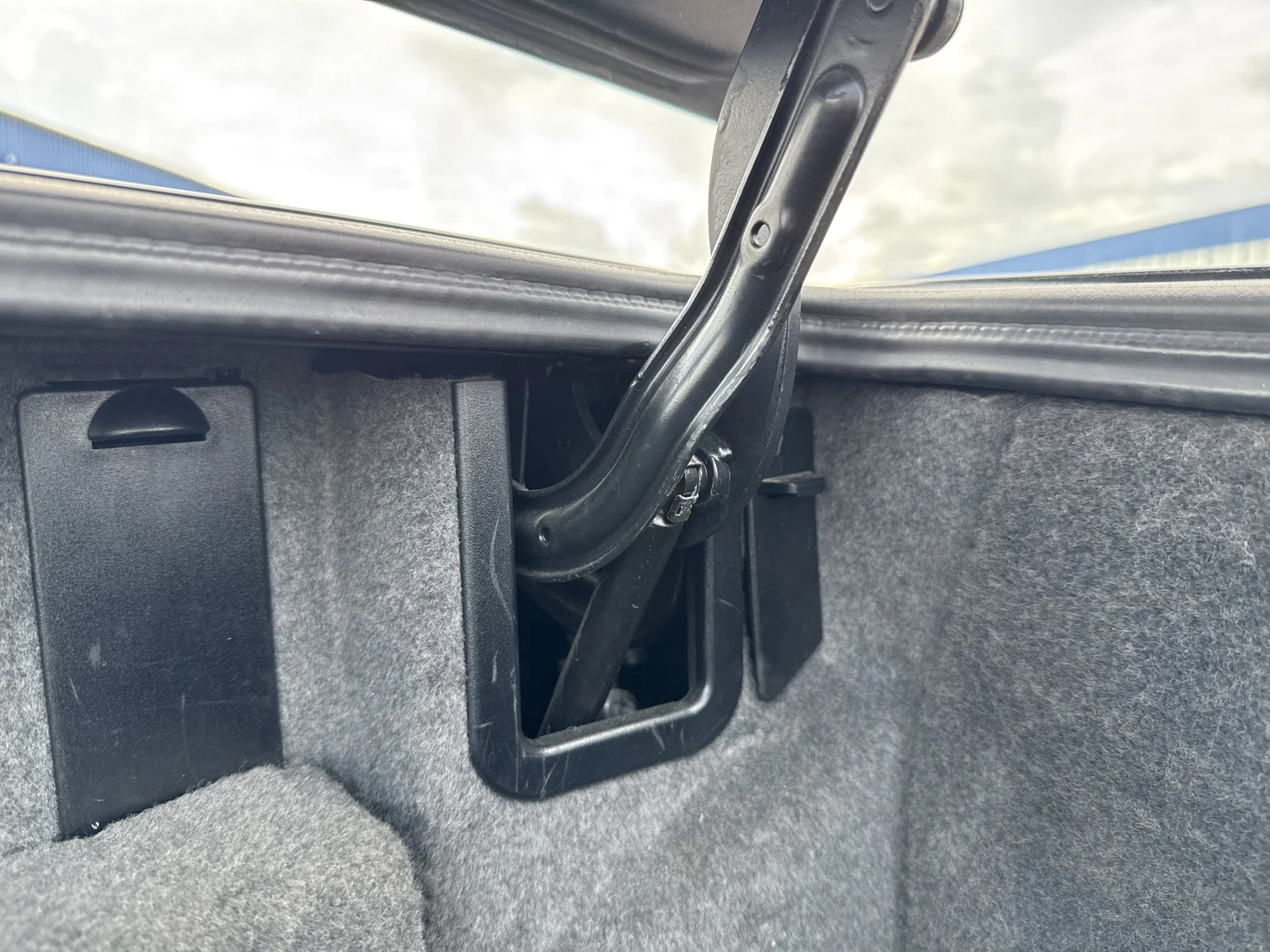 Innenraumfoto von 1995 Mercedes-Benz SL 500 (81)