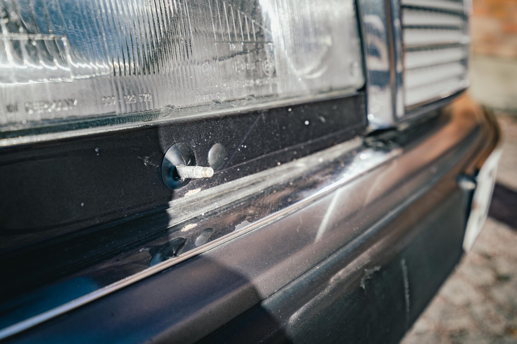 Aussenfoto 1991 Mercedes-Benz 300E-24 (21)