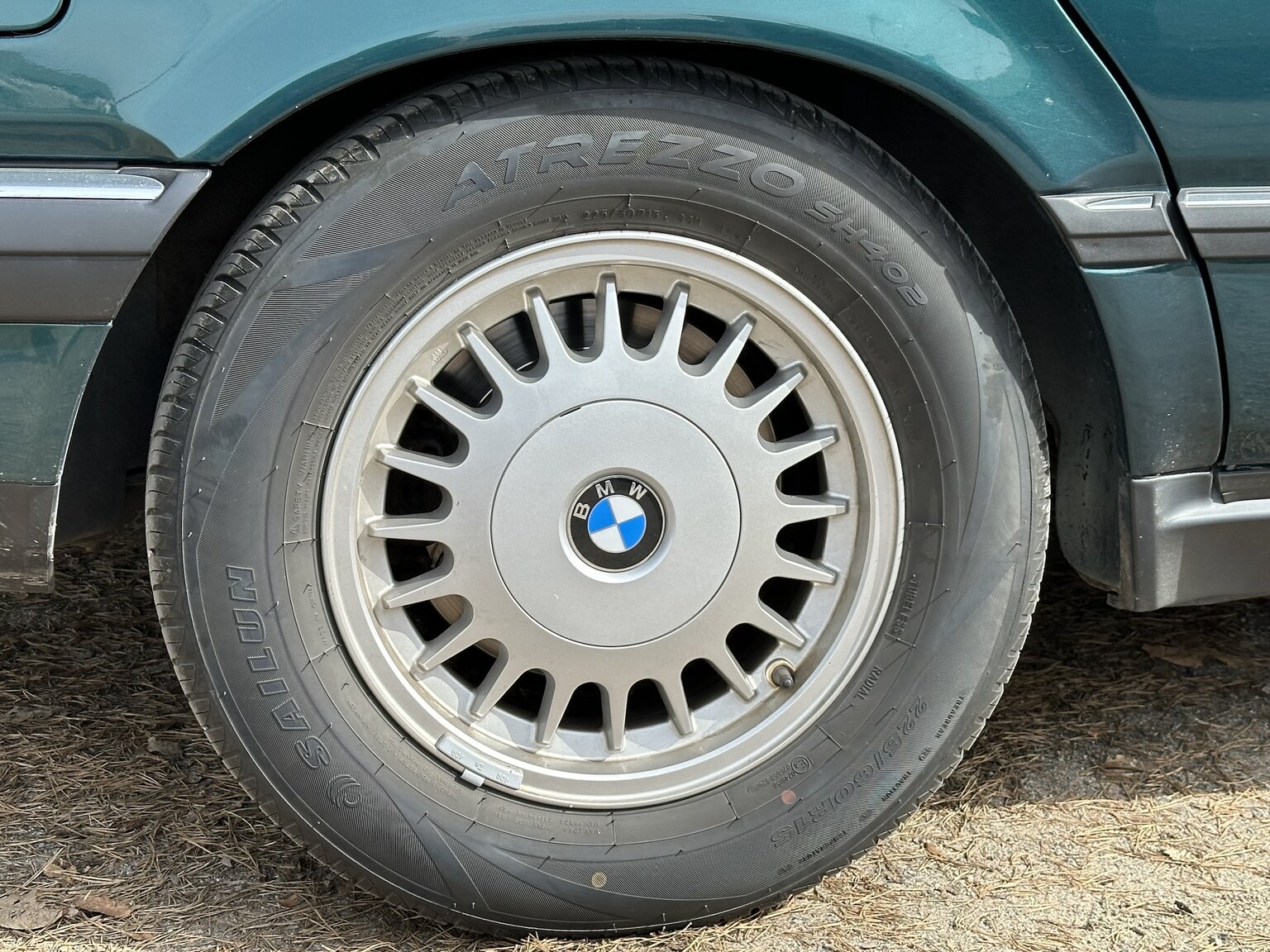 Exteriörbild på 1992 BMW 740iA