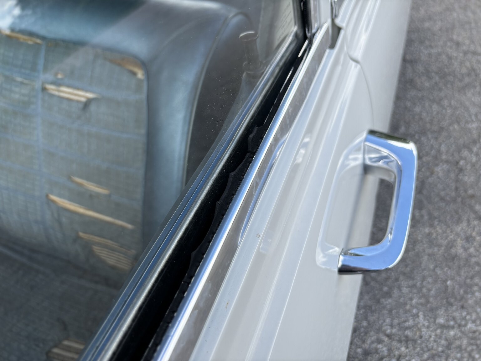 Exterior image of 1965 Opel Record Deluxe