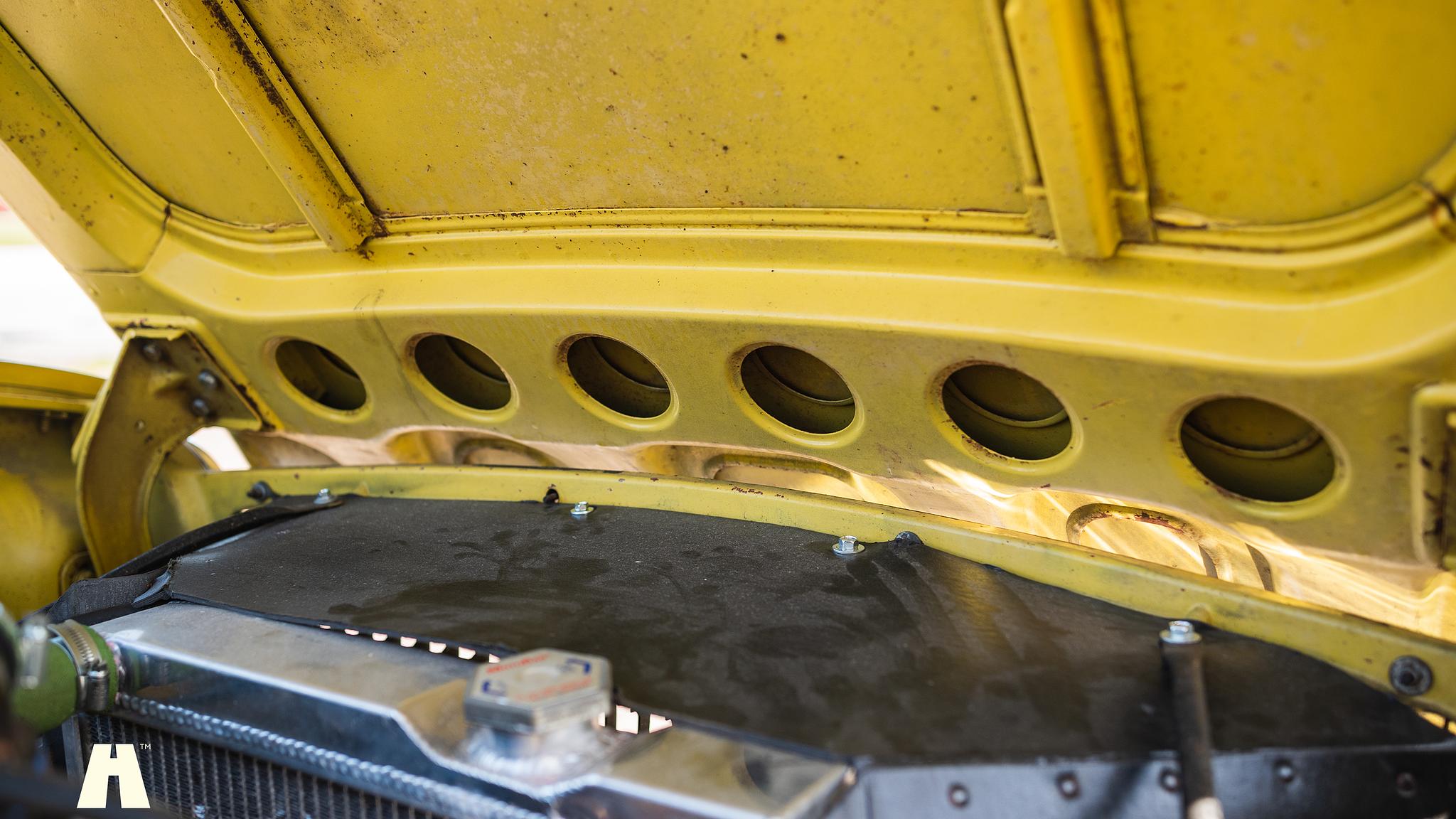 Image of 1974 Triumph TR6 (46) mechanics