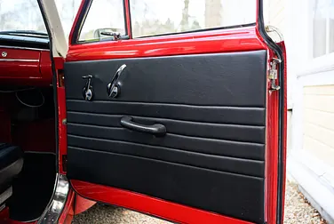 #<Image:0x00007fb9e9d4a288>