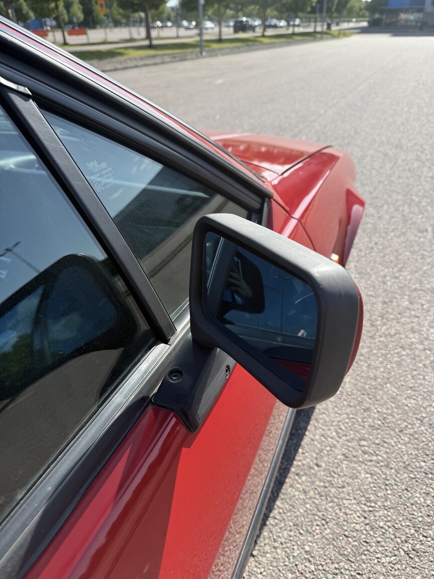 Exterior image of 1986 Alfa Romeo Alfetta GTV 2.0