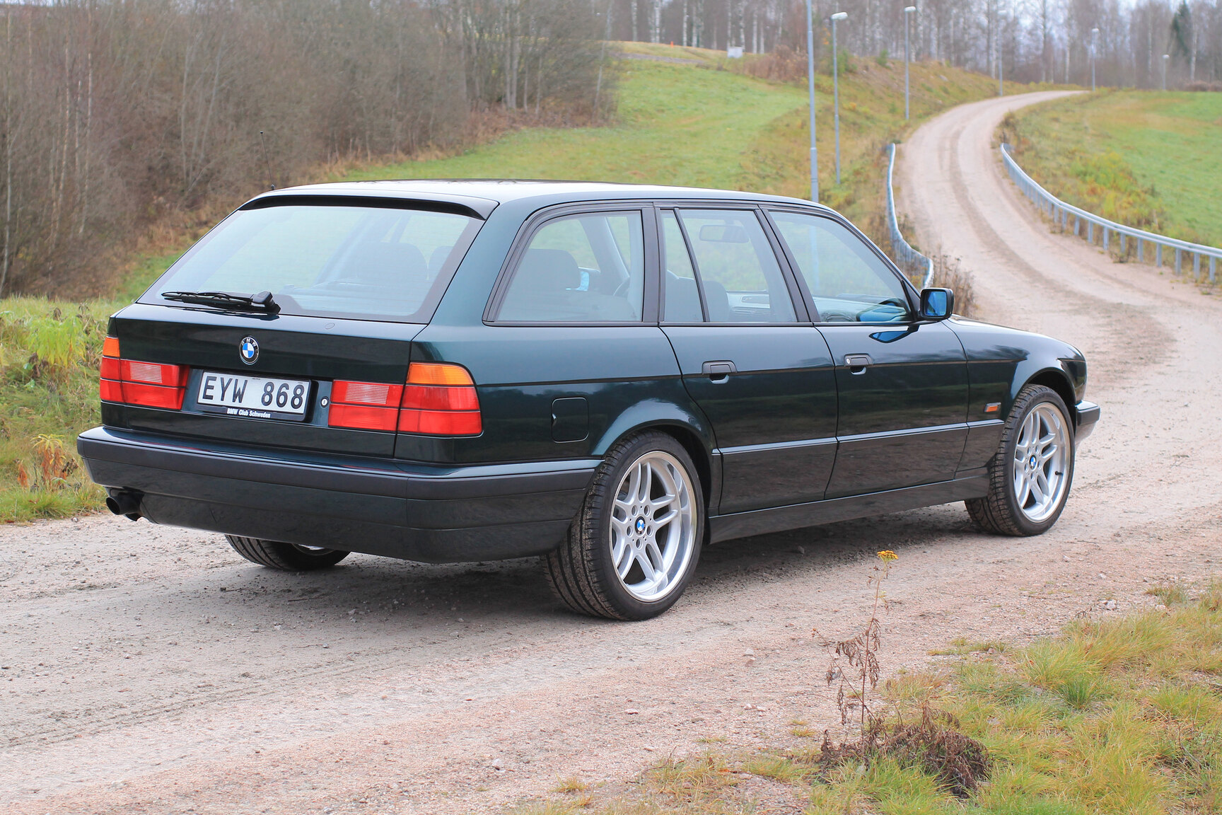 Exteriörbild på 1996 BMW 520i Touring